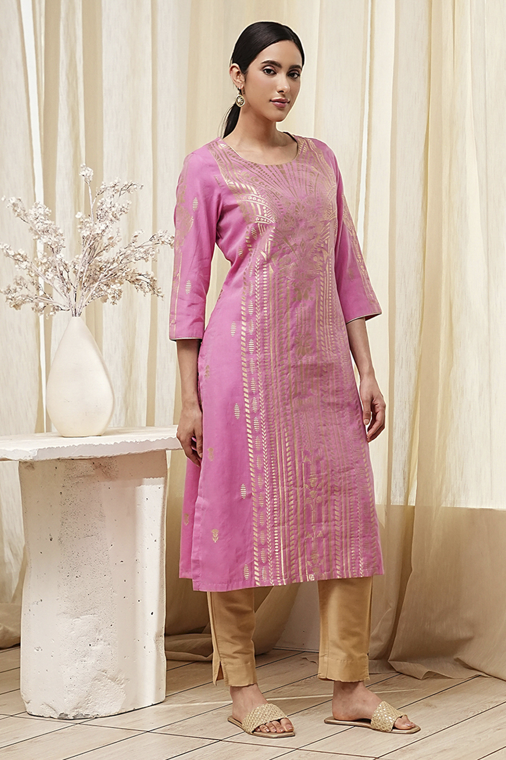 Pink Poly Cotton Straight Yarndyed Kurta image number 4