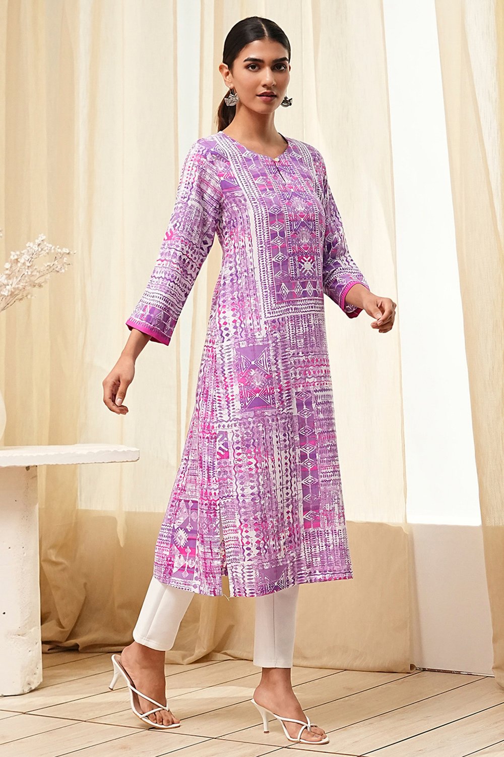 Lavender Printed Straight Kurta image number 4
