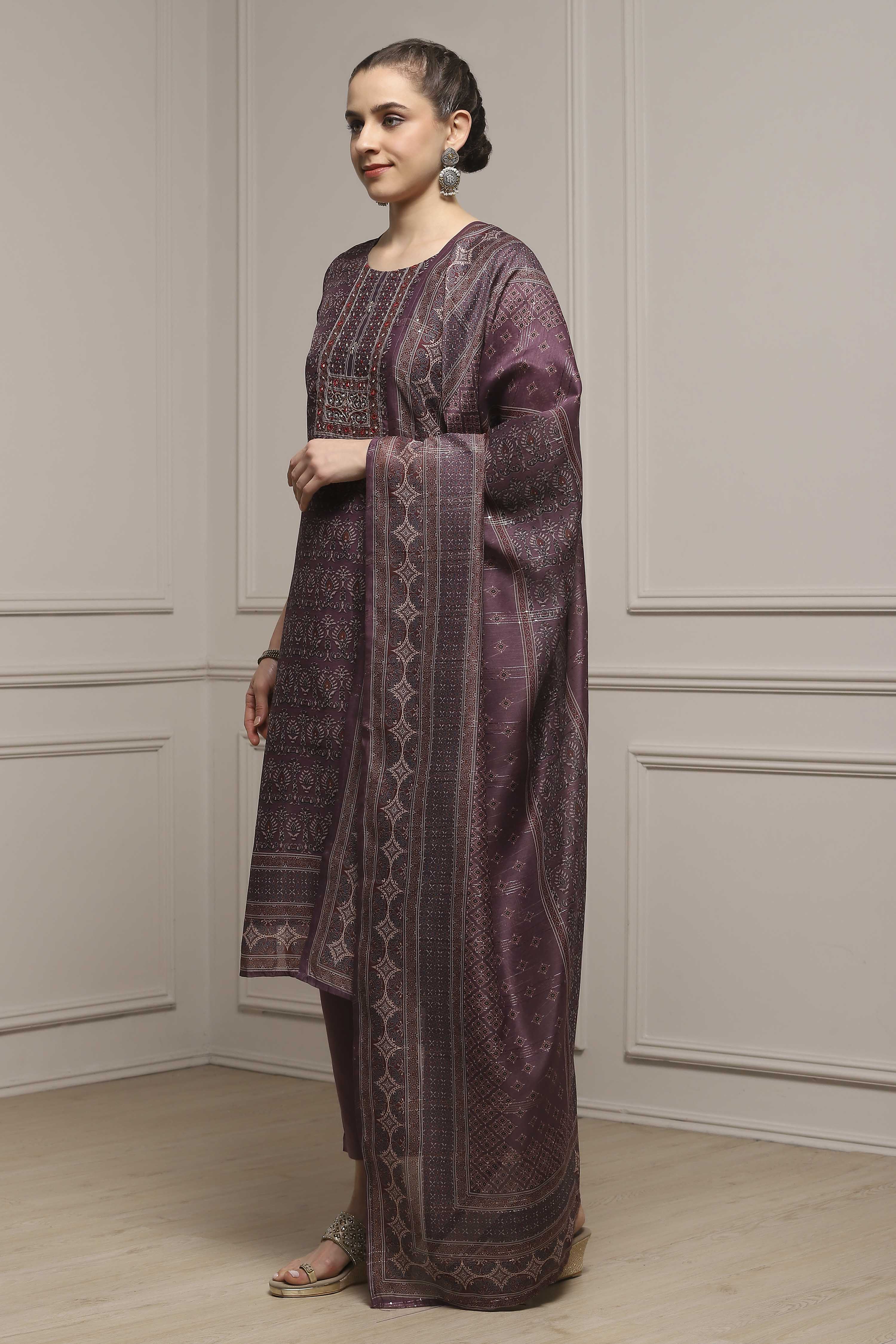 Green Chanderi Blend Printed Embroidered Unstitched Suit Set image number 4