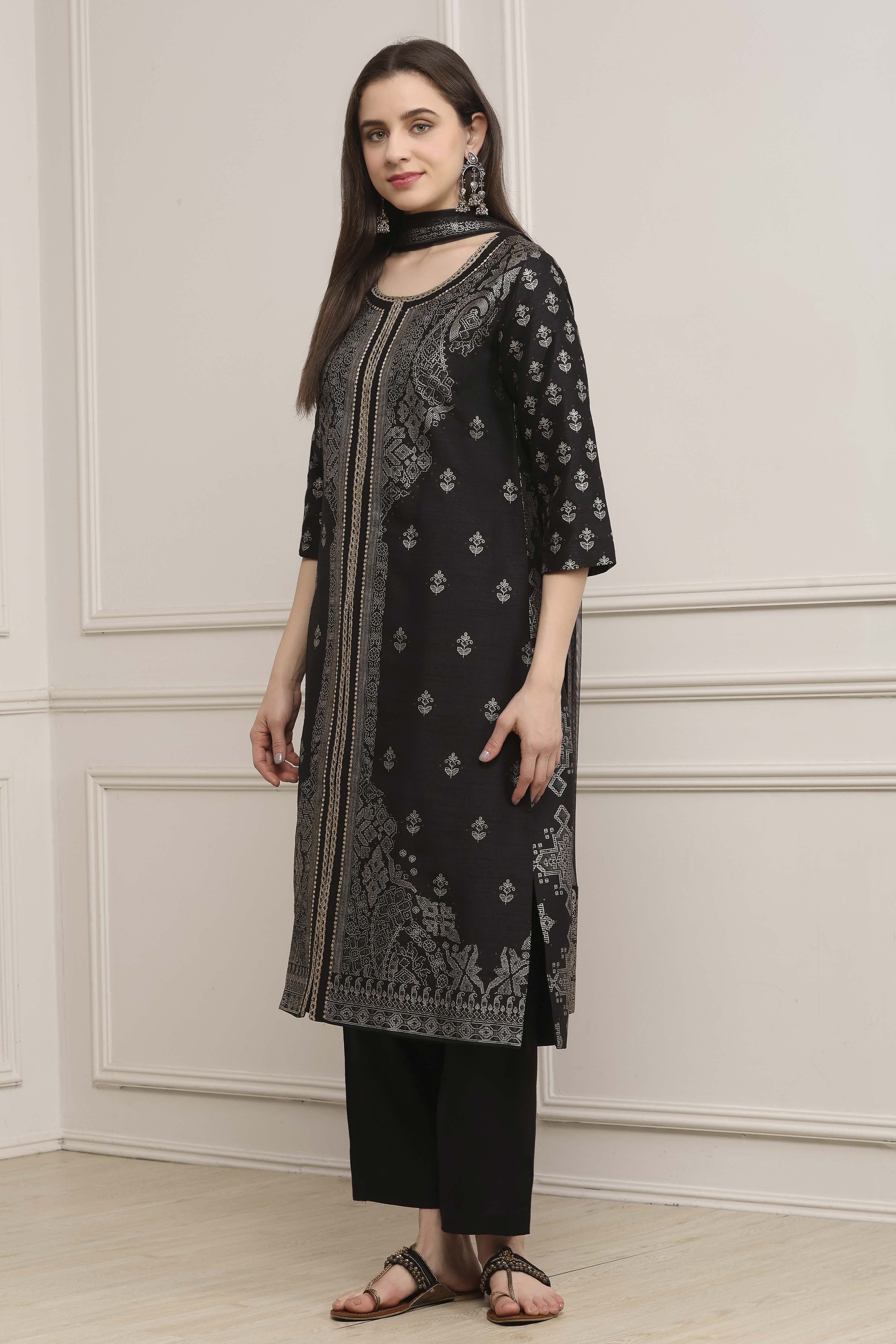 Black Poly Dupion Straight Suit Set image number 3