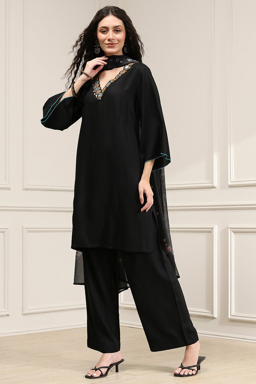 Black Viscose Rayon Relaxed Solid Suit Set image number 3
