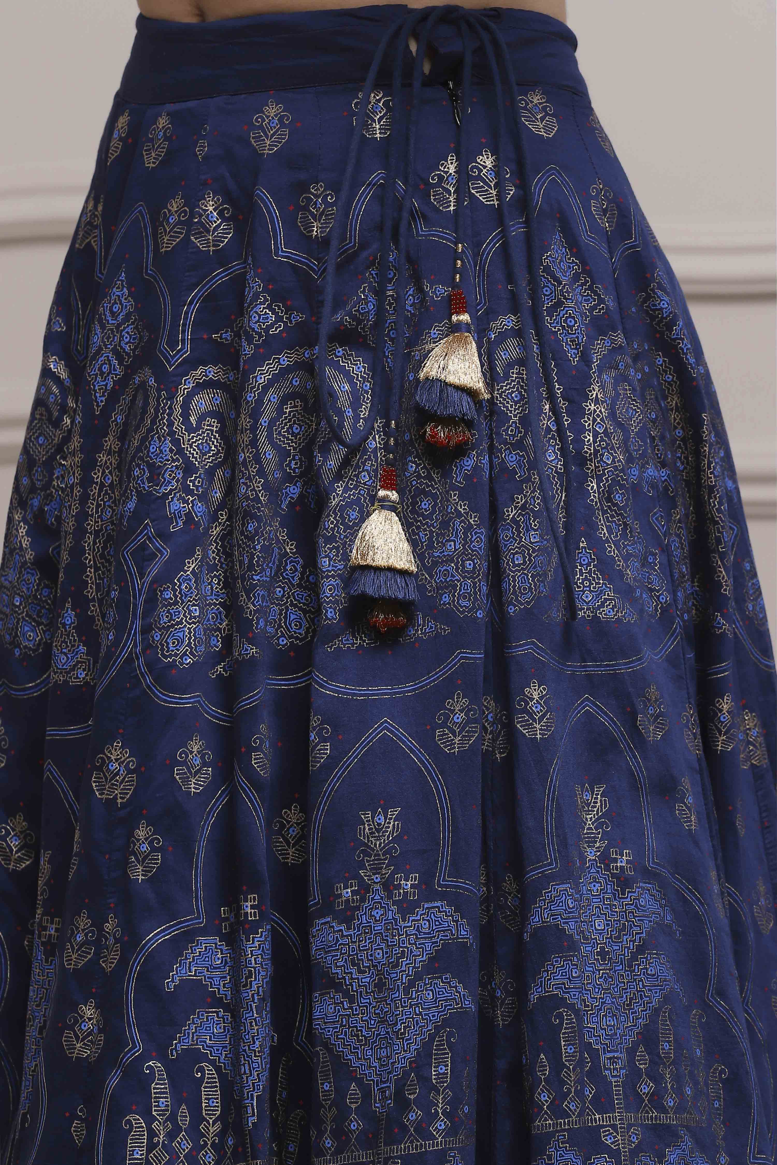 Blue Fitted Printed Lightweight Lehenga Set image number 2