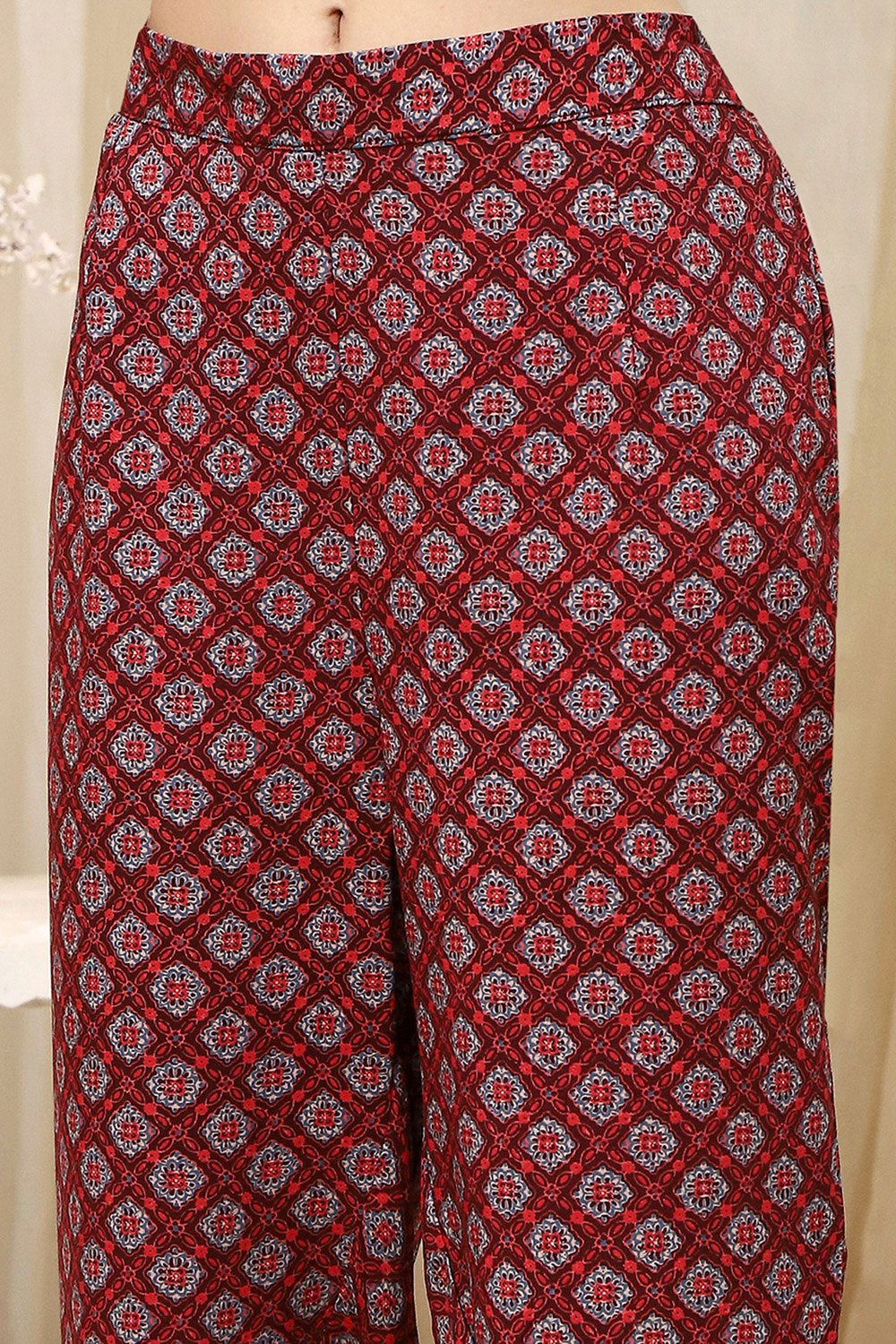 Brown Rayon Viscose Narrow Suit Set image number 2