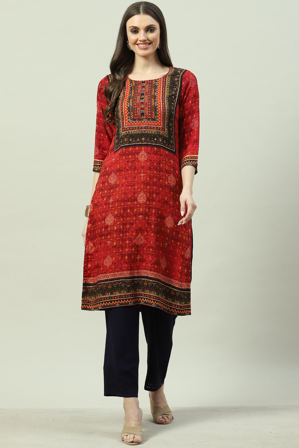 Red LIVA Straight Printed Kurta image number 0
