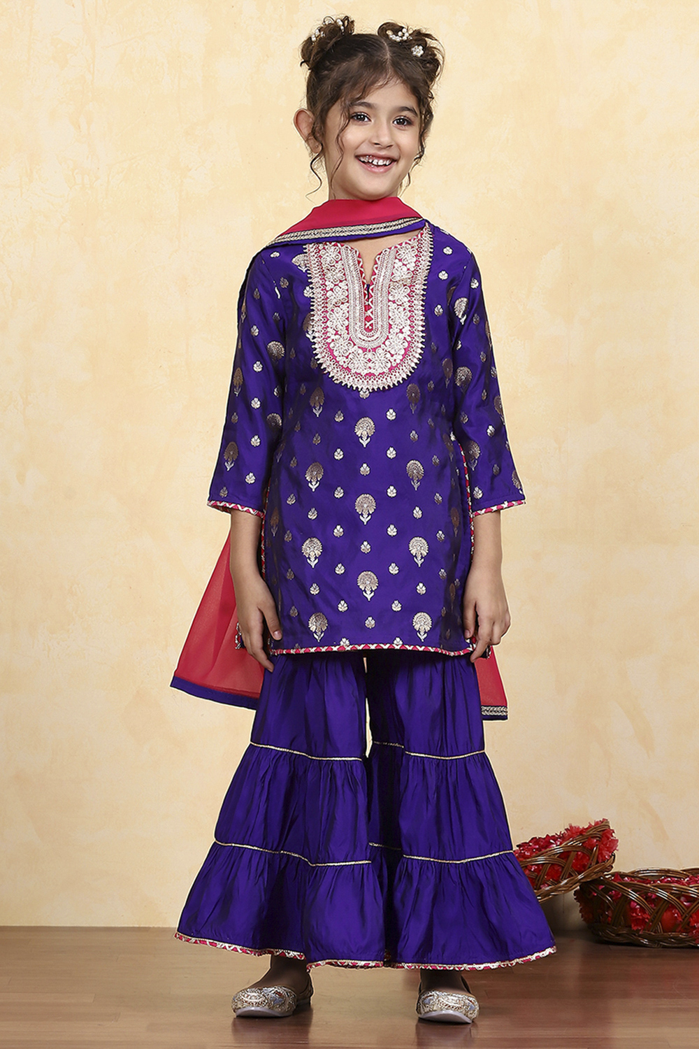 Purple Brocade Short Kurta Suit Set image number 6