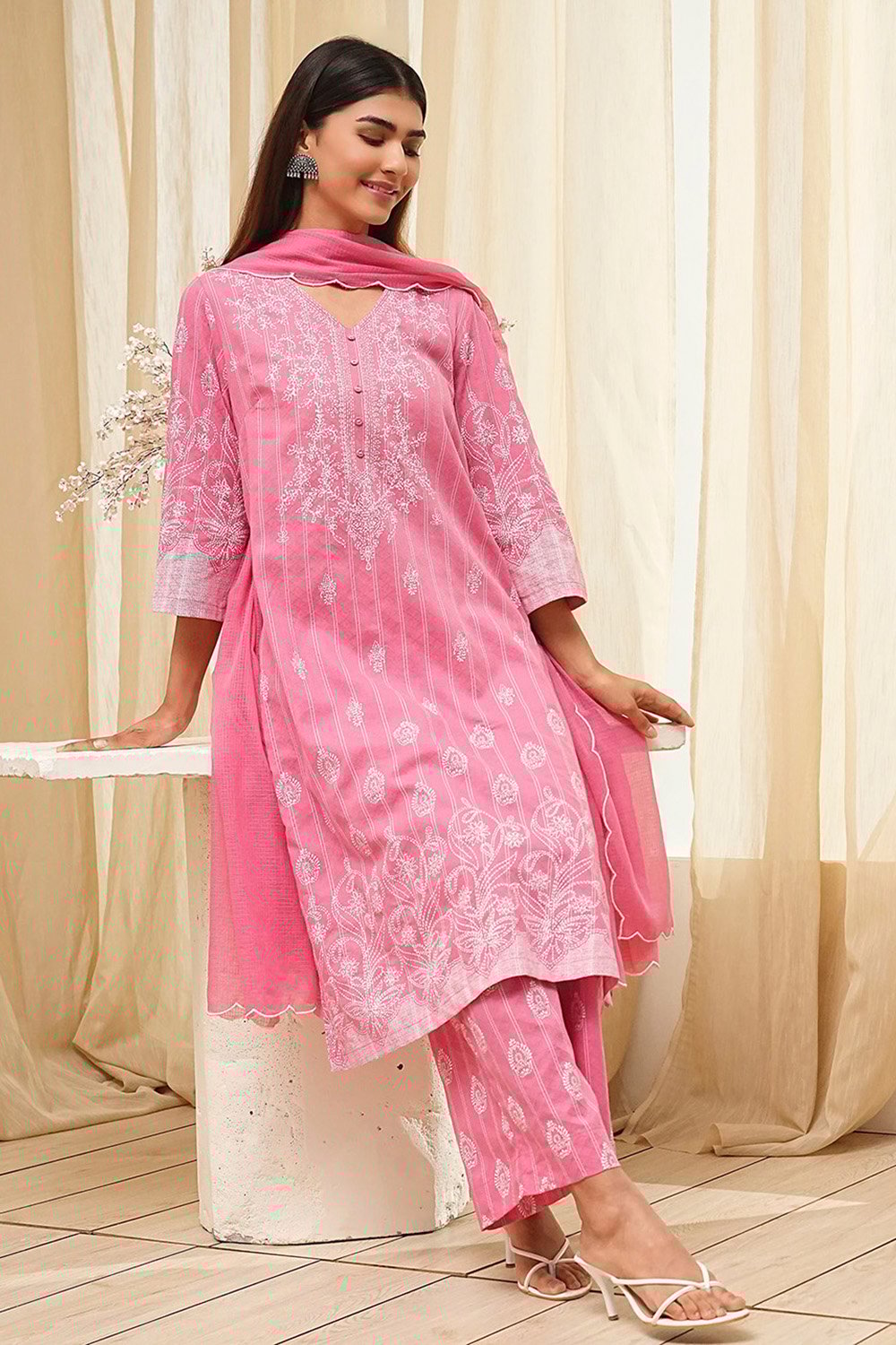 Pink Pure Cotton Printed Straight Suit Set image number 0