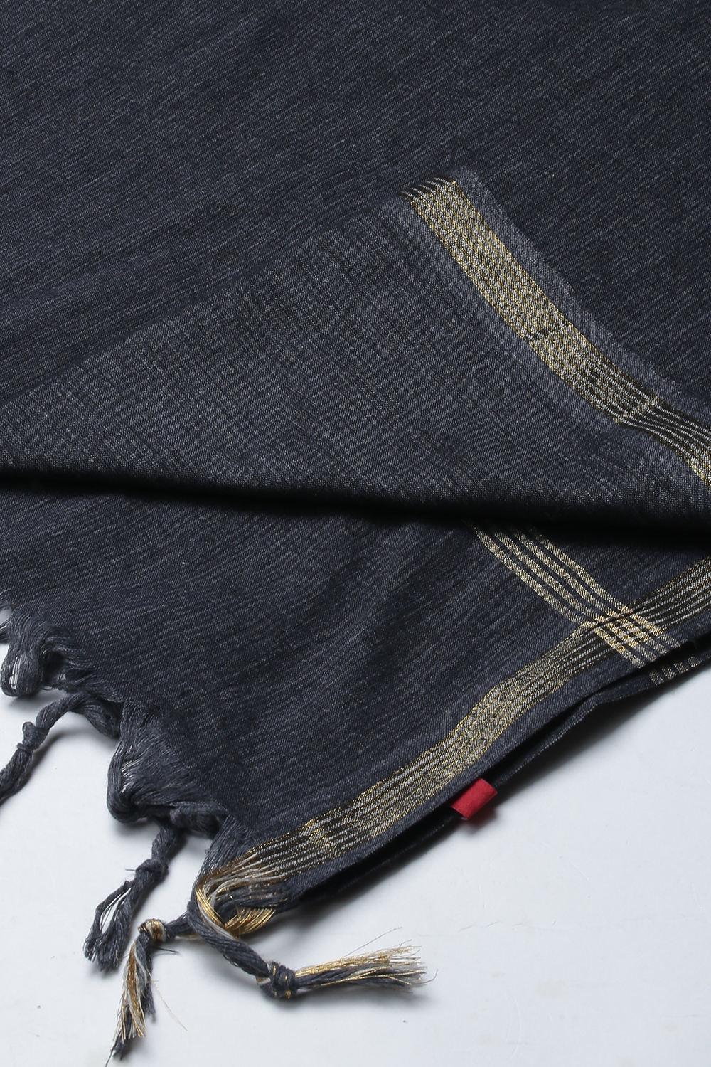 Charcoal Metallic Cotton Solid Dupatta image number 1