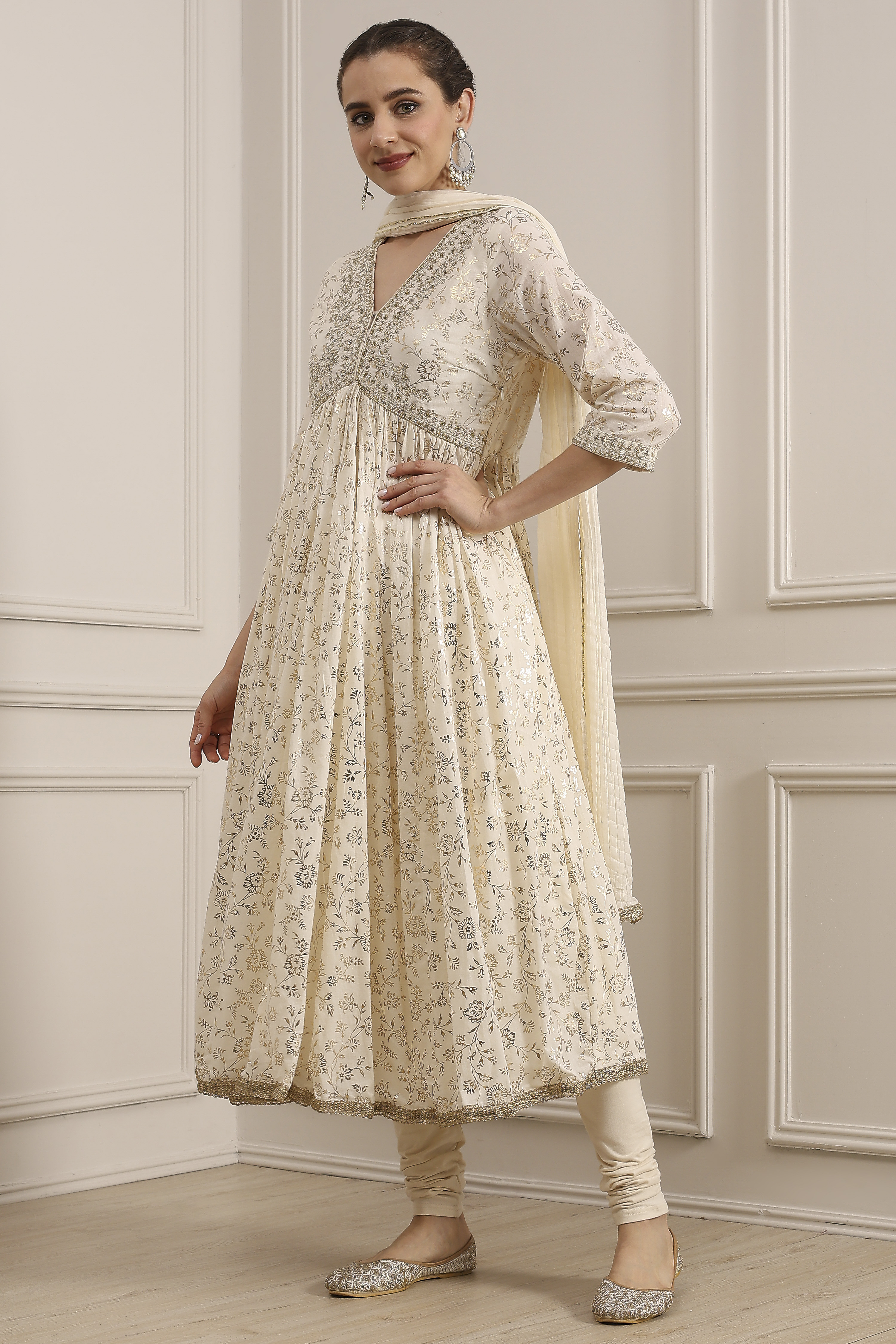 Off-White Cotton Foil Printed Anarkali Suit Set image number 4