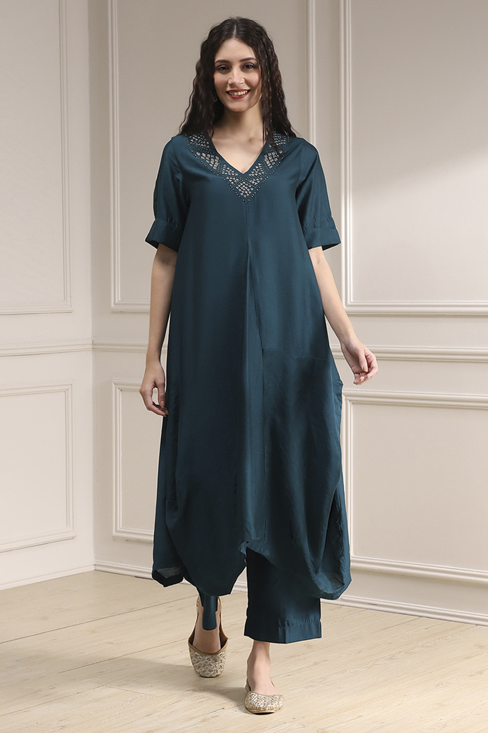Burnt Orange Dyed Asymmetric Kurta Set image number 6