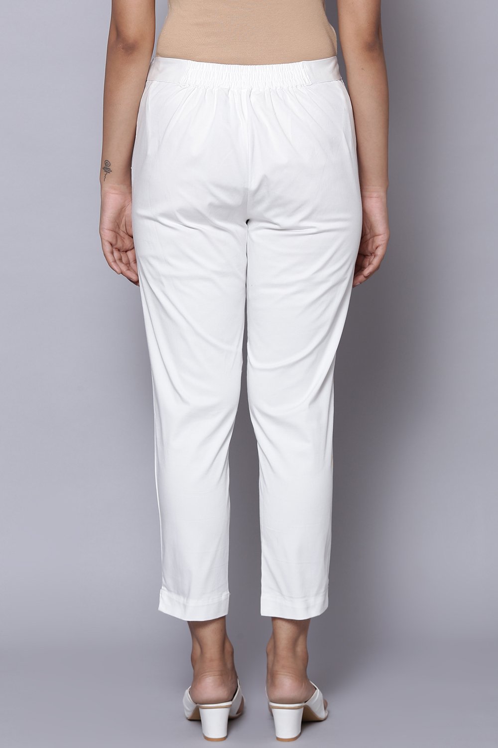 Black cotton lycra Pants image number 4