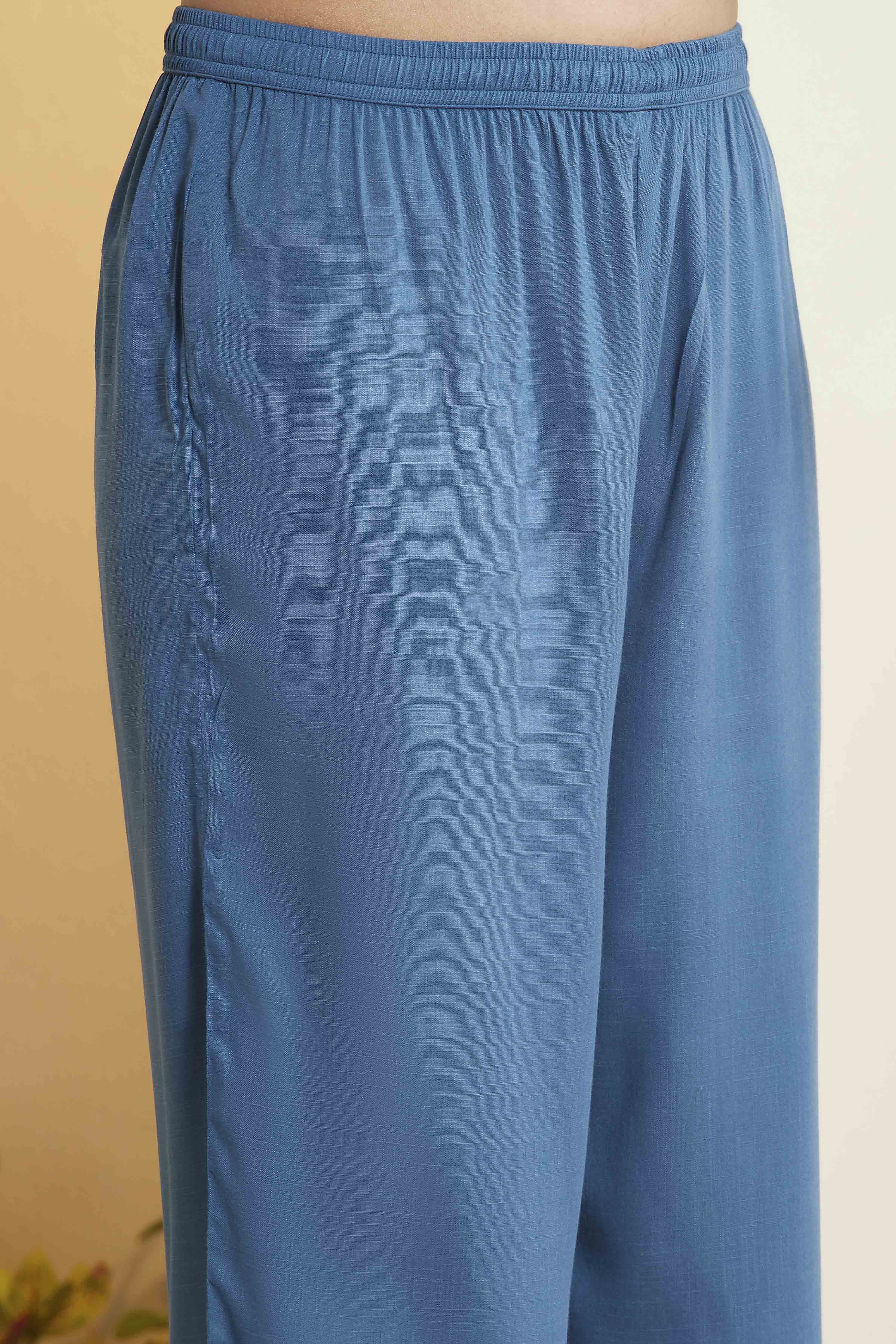 Blue Cotton Printed Straight Kurta Set image number 2
