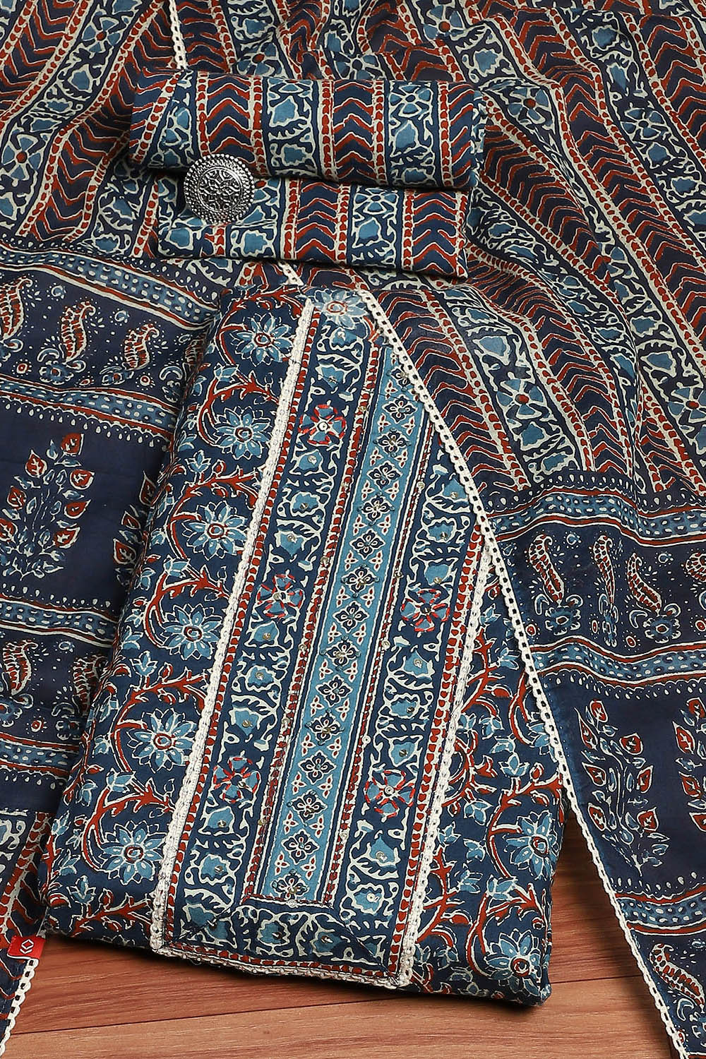 Green Cotton Floral Printed Unstitched Suit Set image number 0