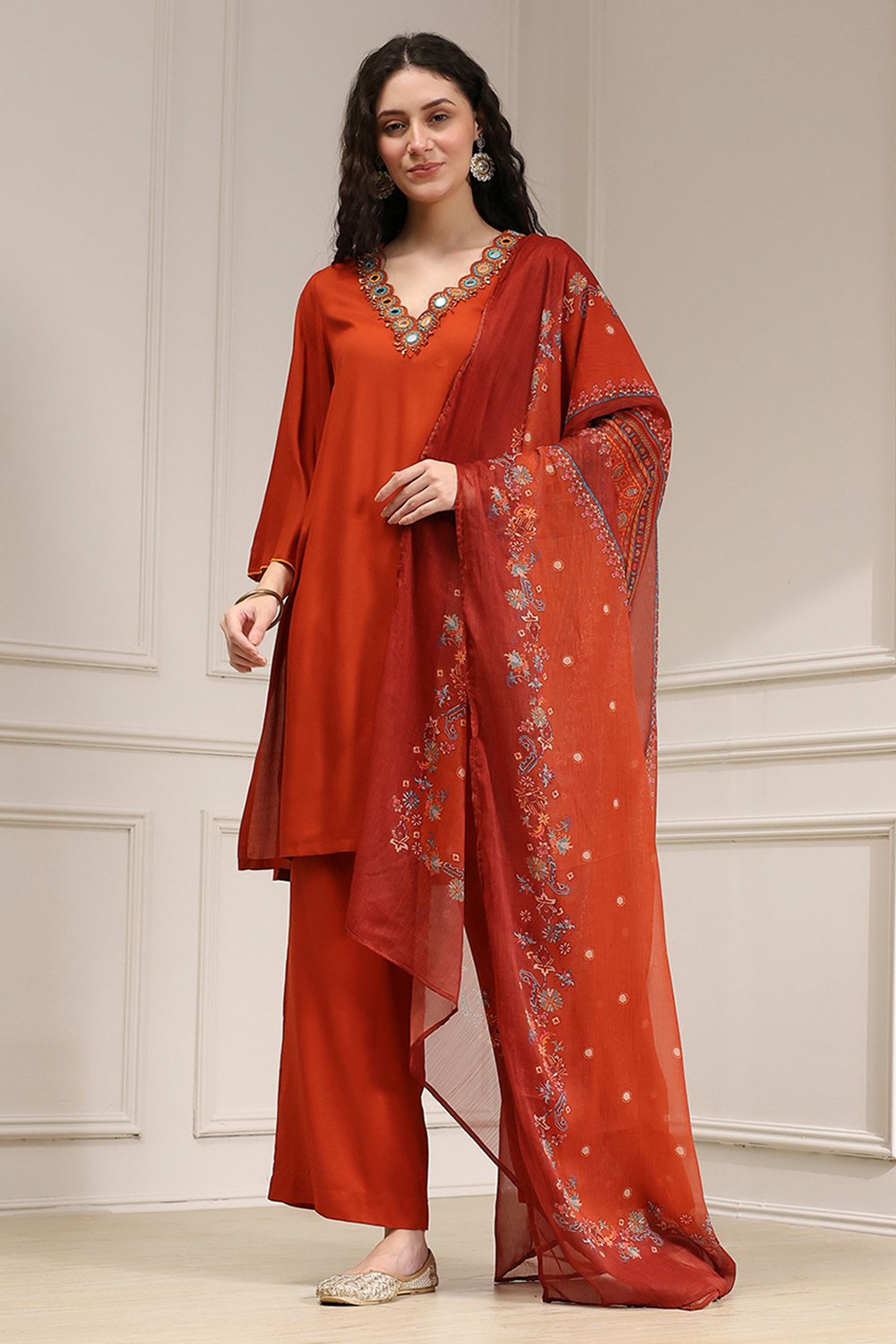 Black Solid Relaxed Straight Suit Set image number 6