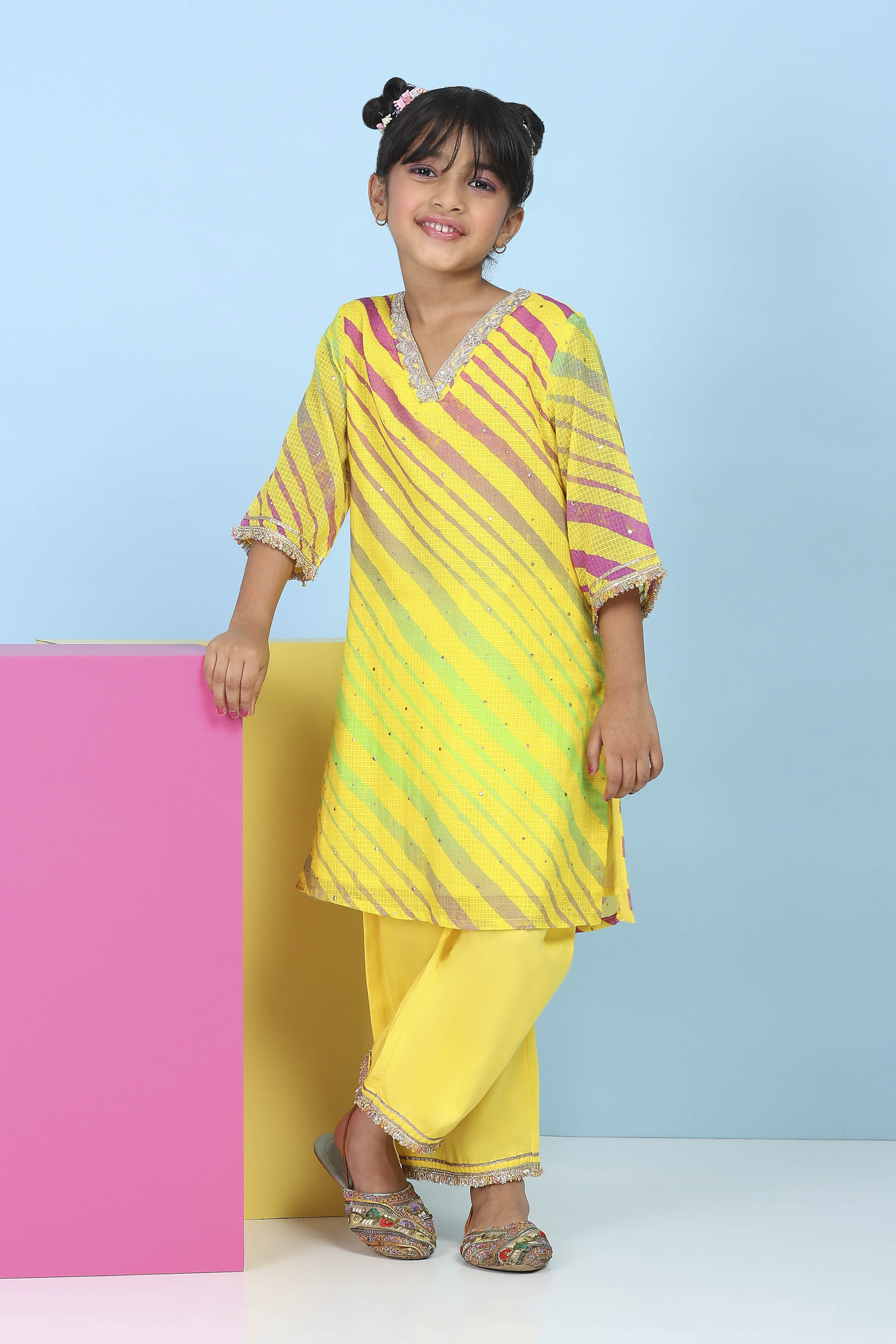 Yellow Cotton Printed Straight Suit Set image number 6