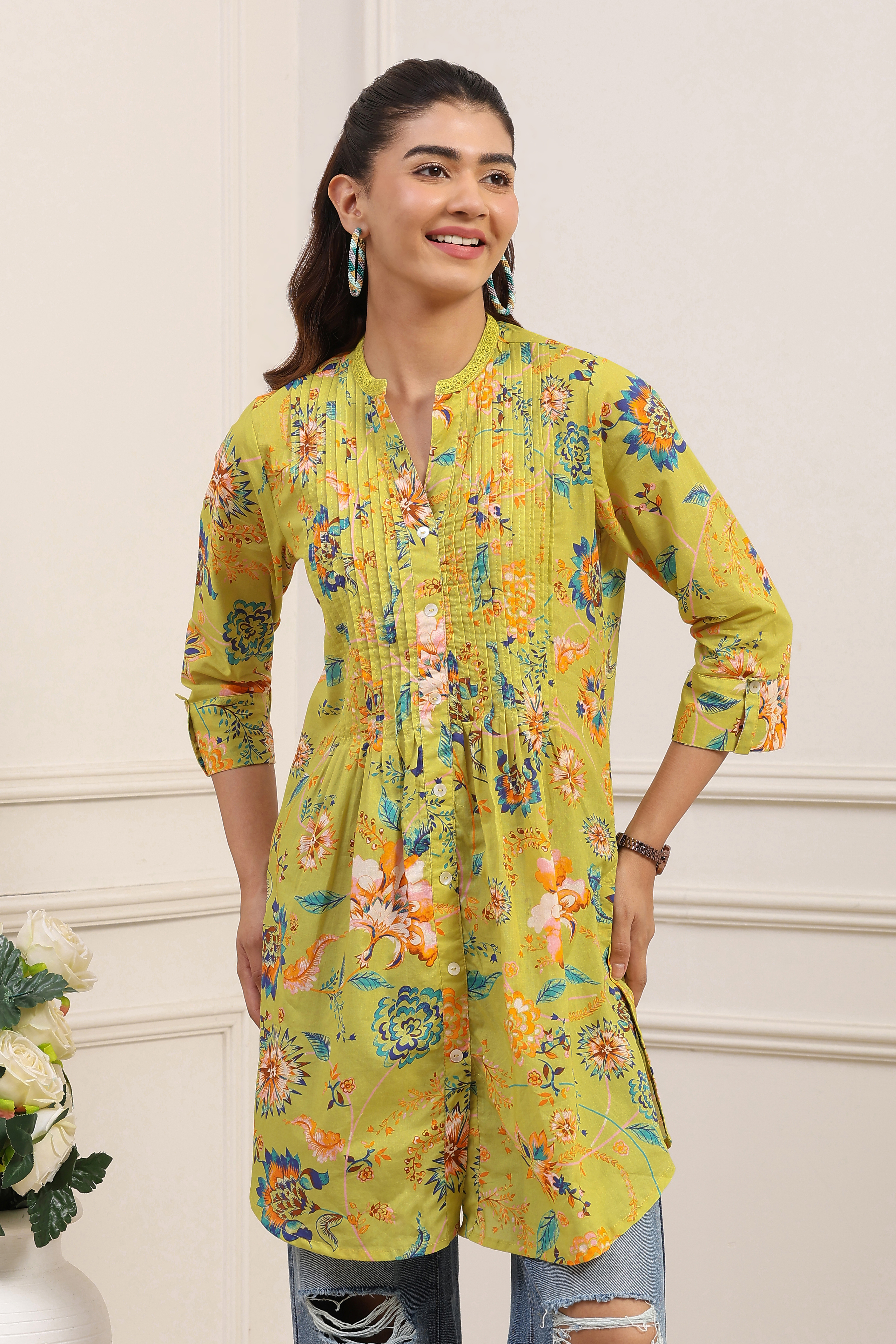 Green Cotton Printed Straight Kurti image number 5