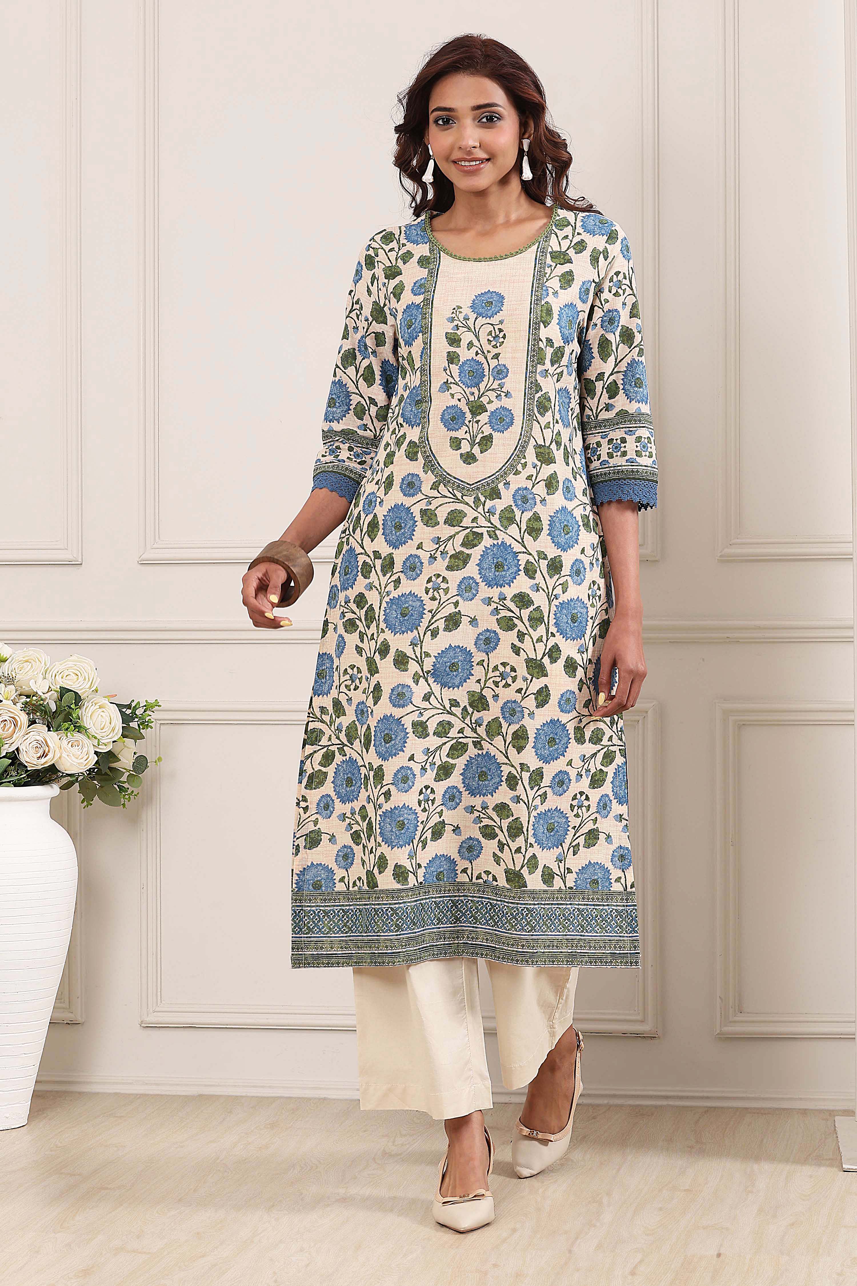 Blue Cotton Straight Kurta image number 5
