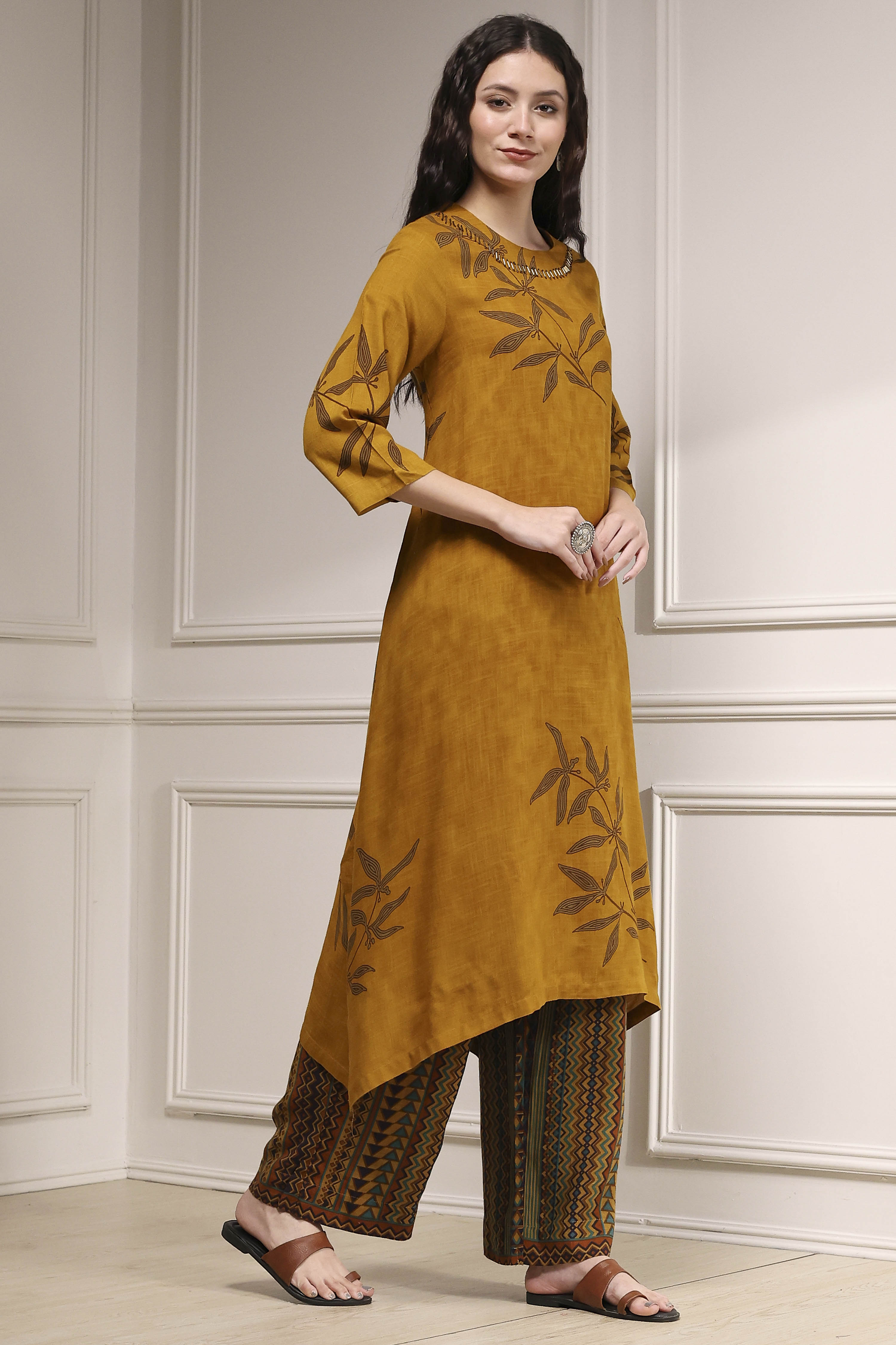 Mustard Yellow Viscose Rayon Straight Printed Kurta Pants Set image number 5