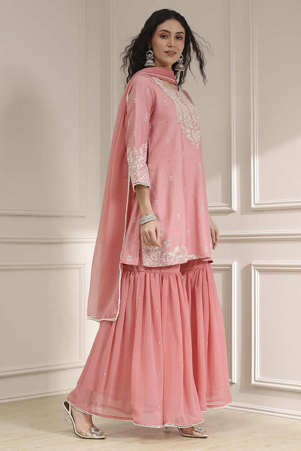 Light Pink Cotton Silk Embroidered Straight Suit Set image number 5