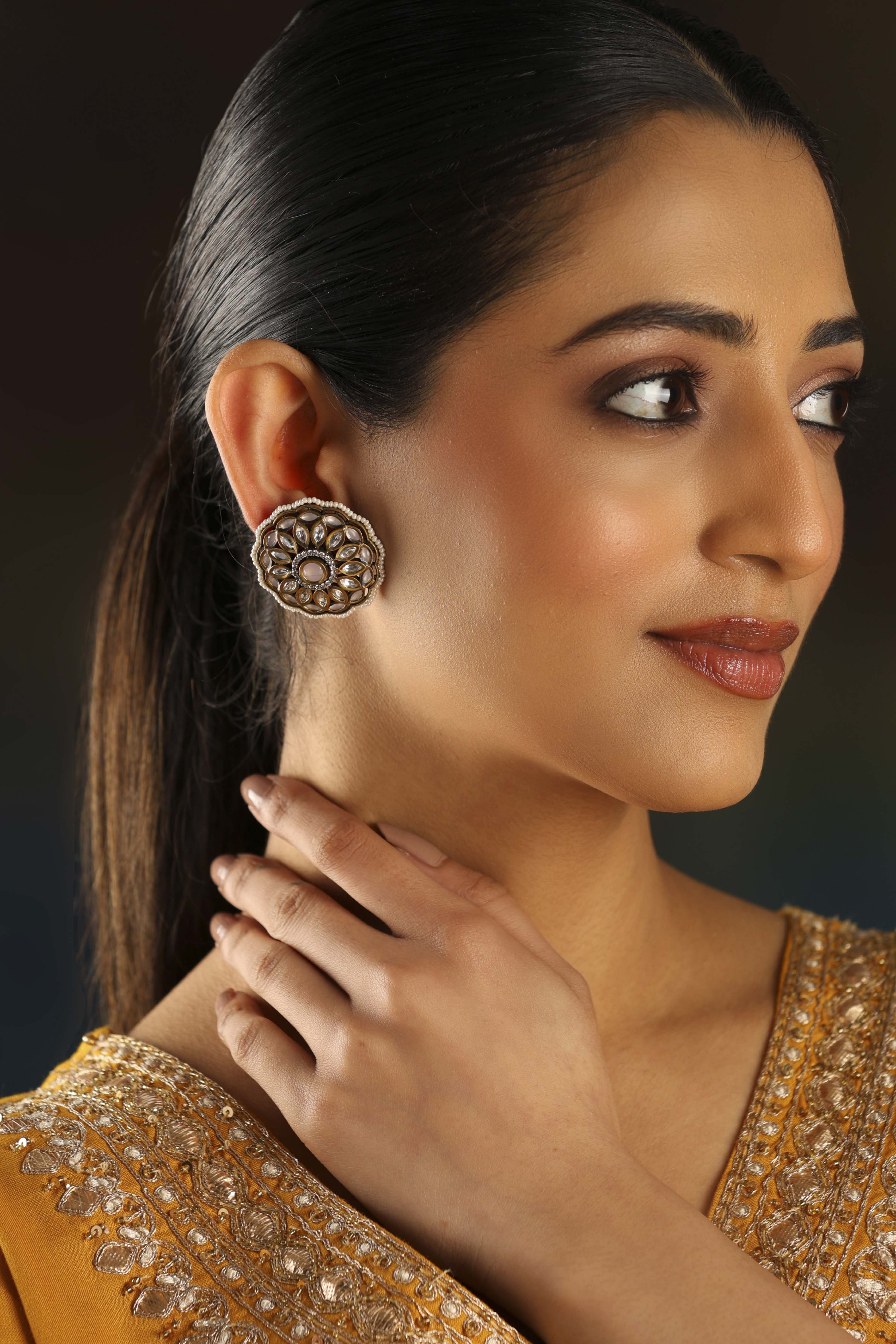 Light Pink Stone Earrings image number 3