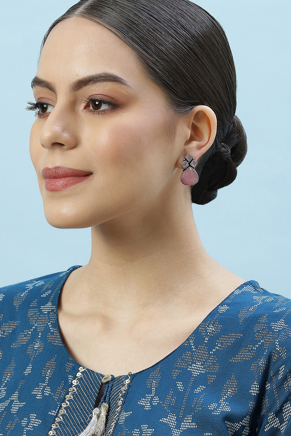 Light Pink Brass Earrings image number 3