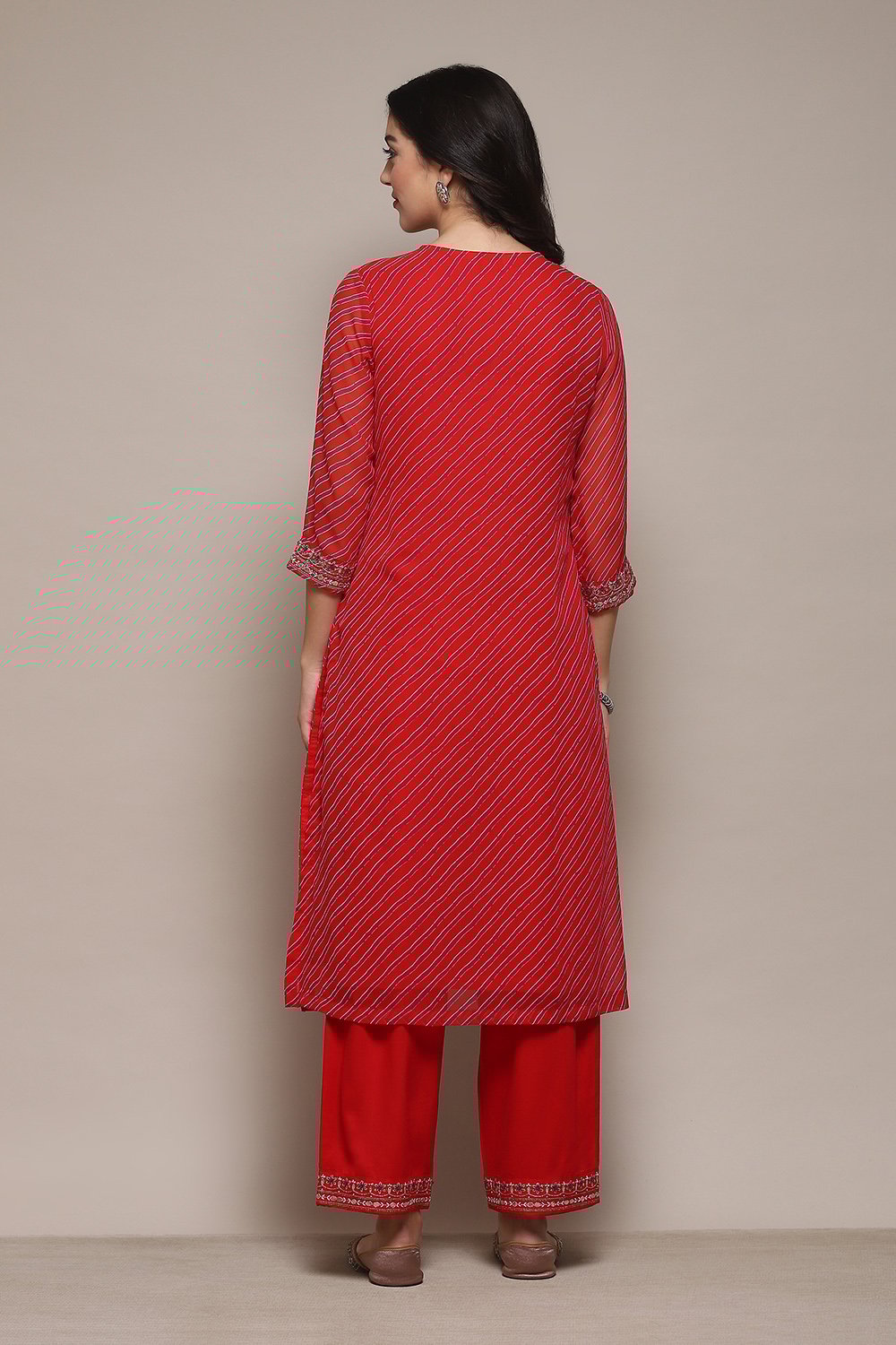 Yellow Viscose Straight Suit set image number 5