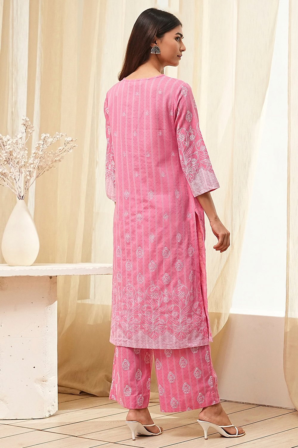 Pink Pure Cotton Printed Straight Suit Set image number 4