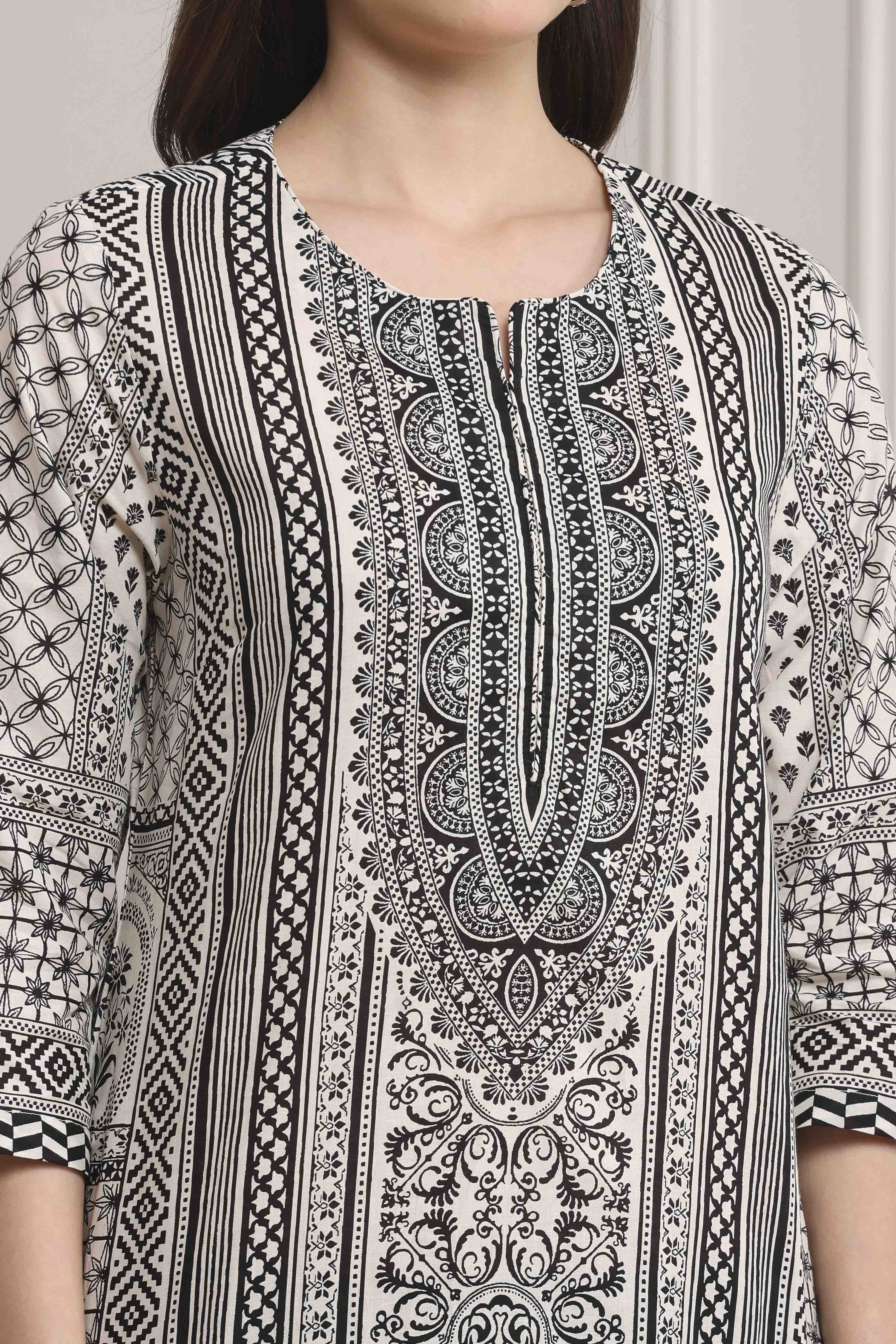 Black Cotton Straight Kurta image number 1