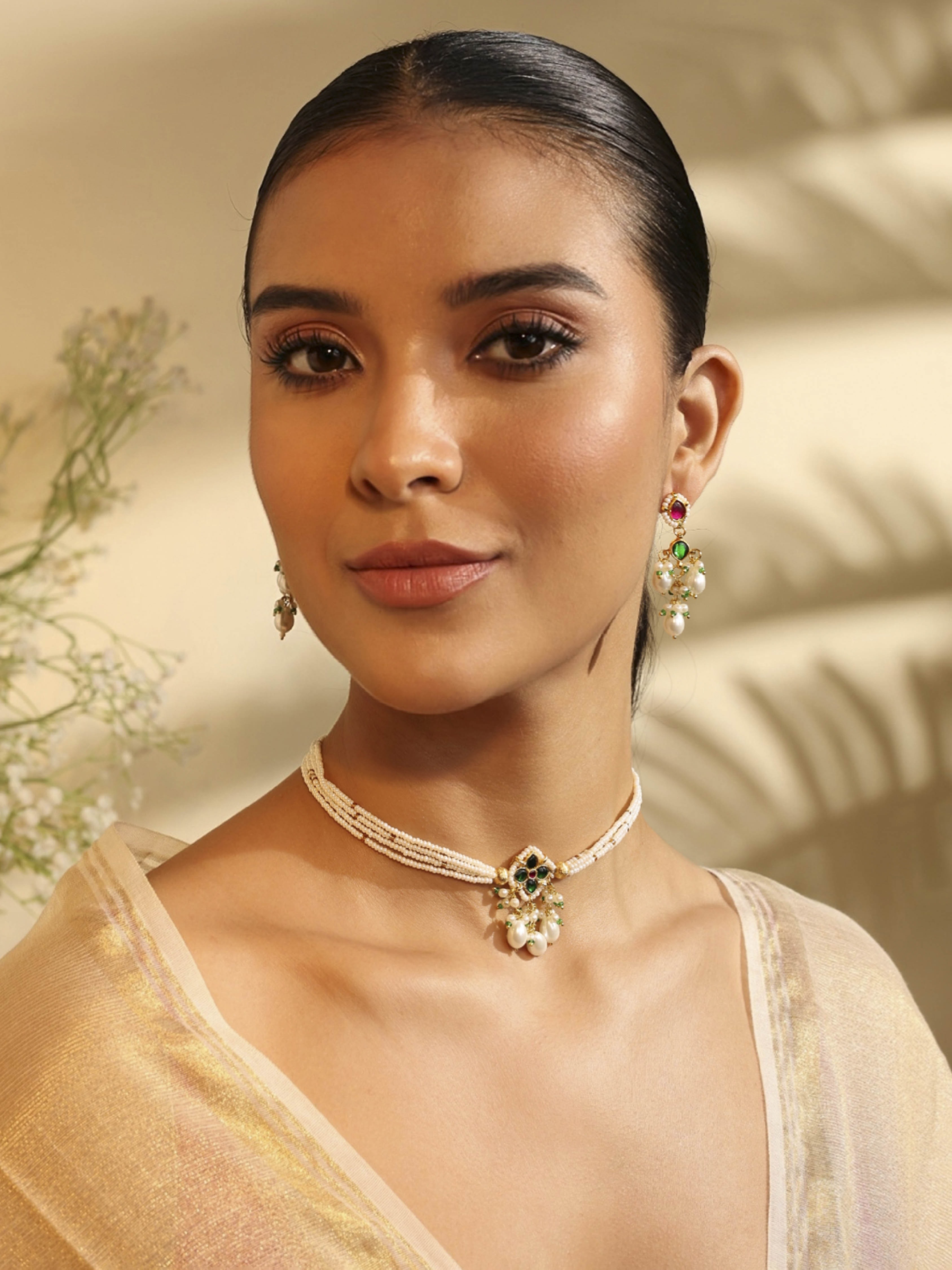 White & Green Gold Plated Brass Beaded Jewellry Set image number 3