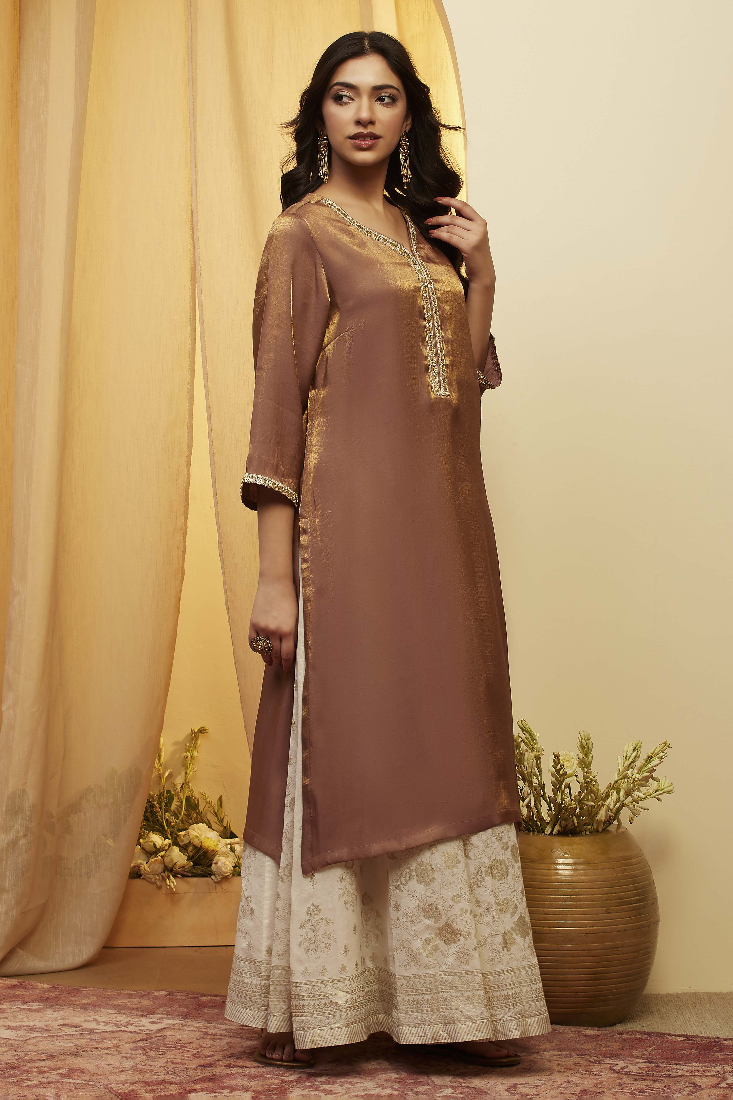Mauve Viscose Rayon Sheen Straight Kurta image number 3