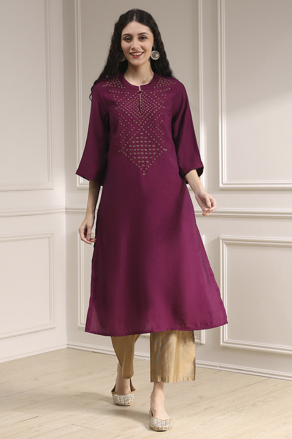 Berry Dyed Straight Kurta image number 5