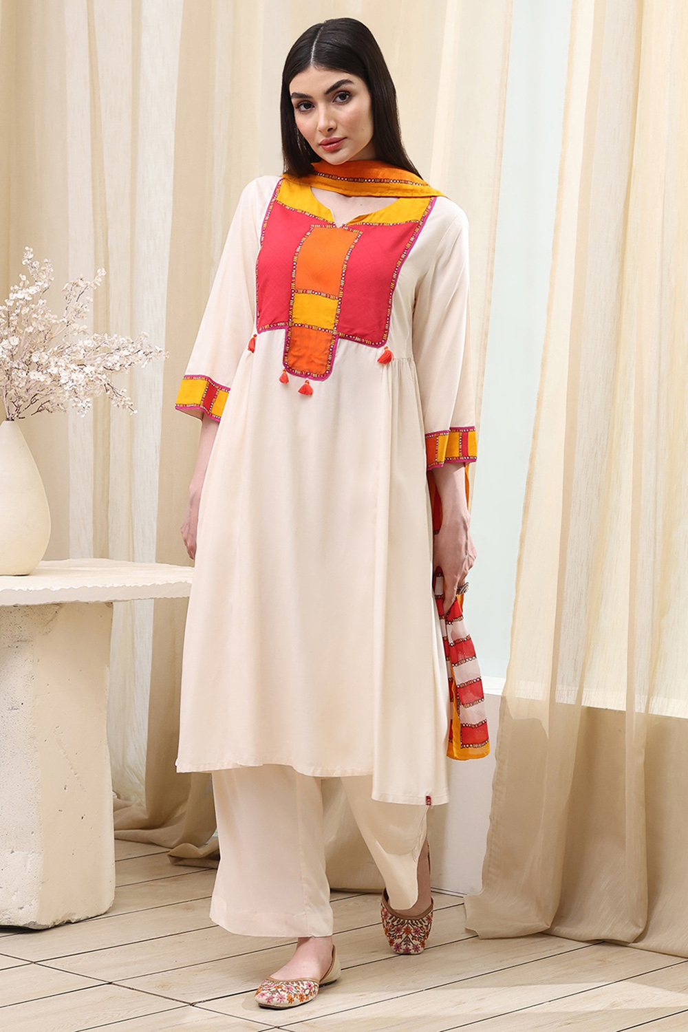 White Rayon Gathered Kurta Palazzo Suit Set image number 6