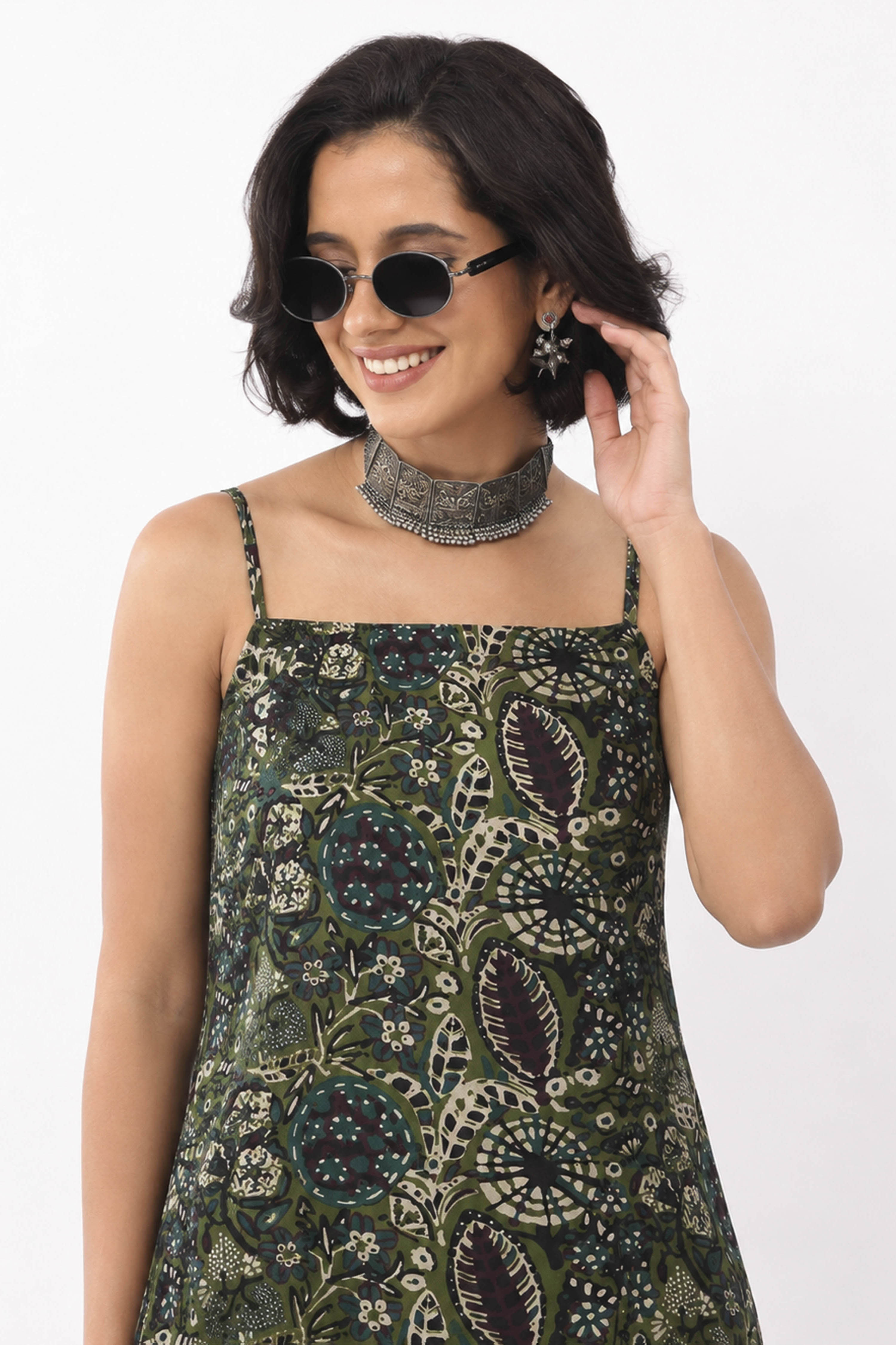 Blue Cotton Printed Short Kurti image number 5