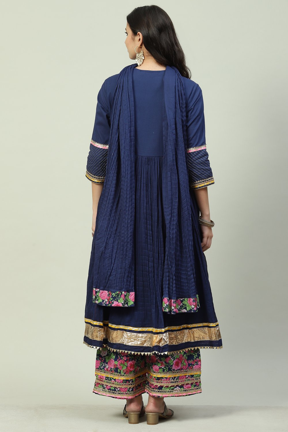 Pink Cotton Anarkali Kurta Palazzo Suit Set image number 4