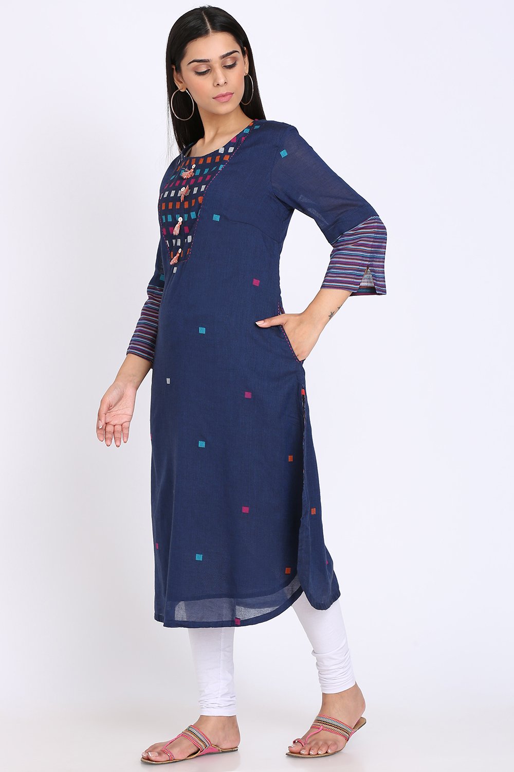 Off White Cotton Straight Yarndyed Kurta image number 2