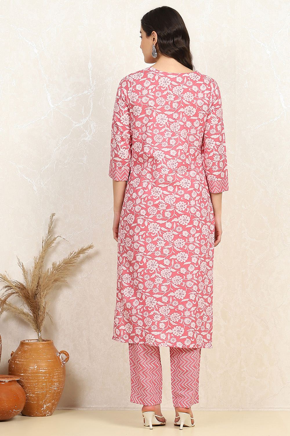Mustard Cotton Screen Print Unstitched Suit Set image number 5