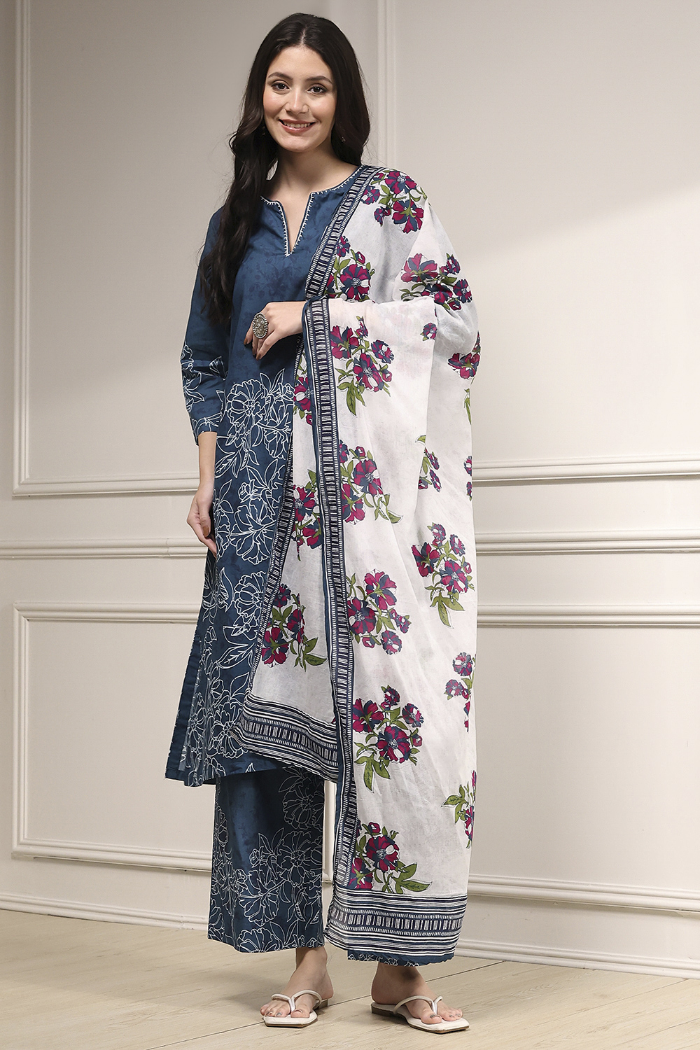 Teal Blue Cotton Printed Straight Suit Set image number 3