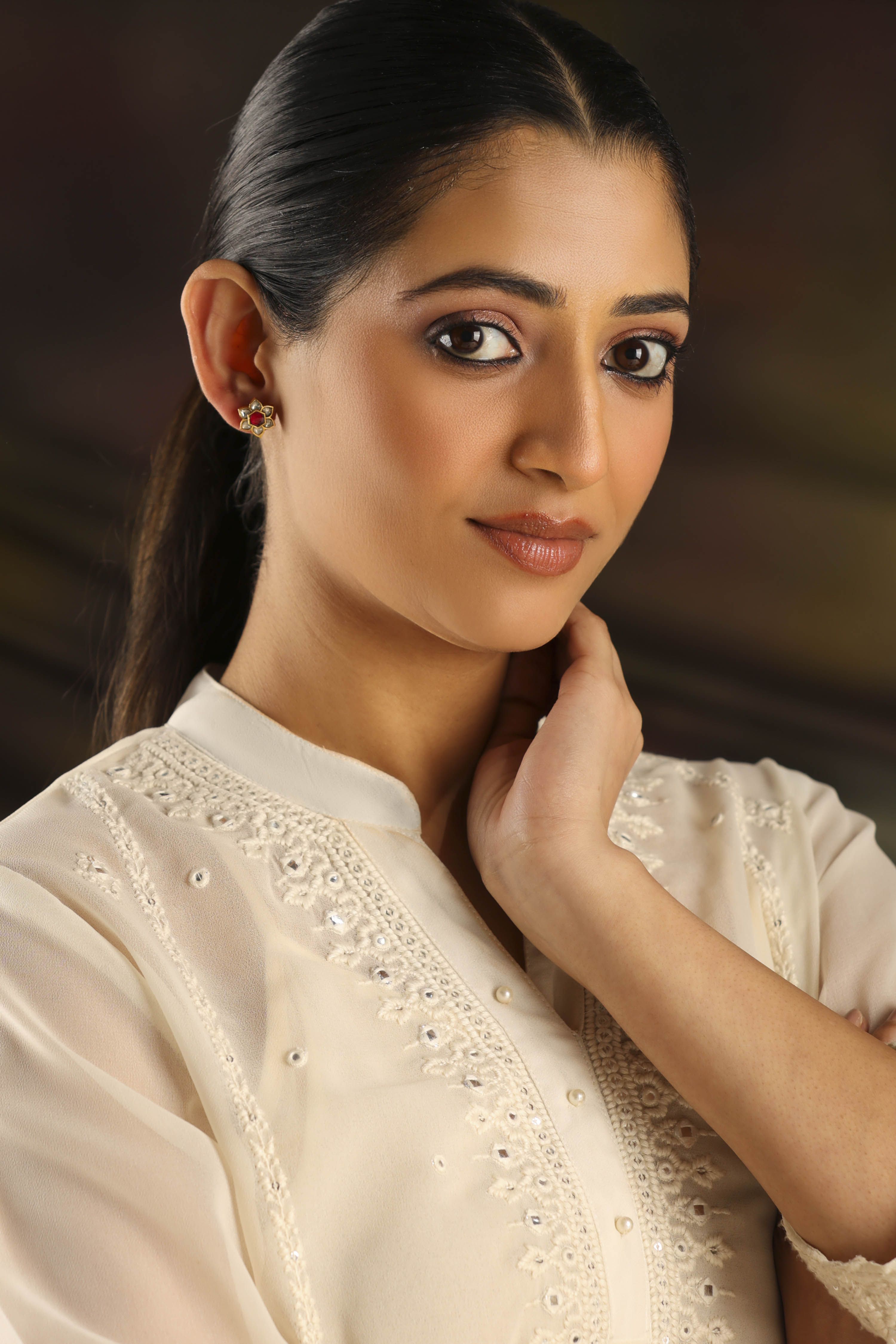 Dark Pink Brass Studs image number 3