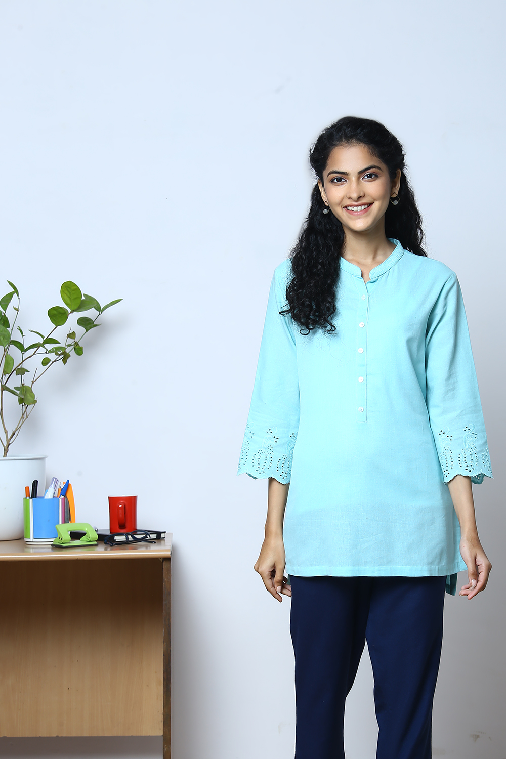 Black Cotton Flax Solid Kurti image number 2