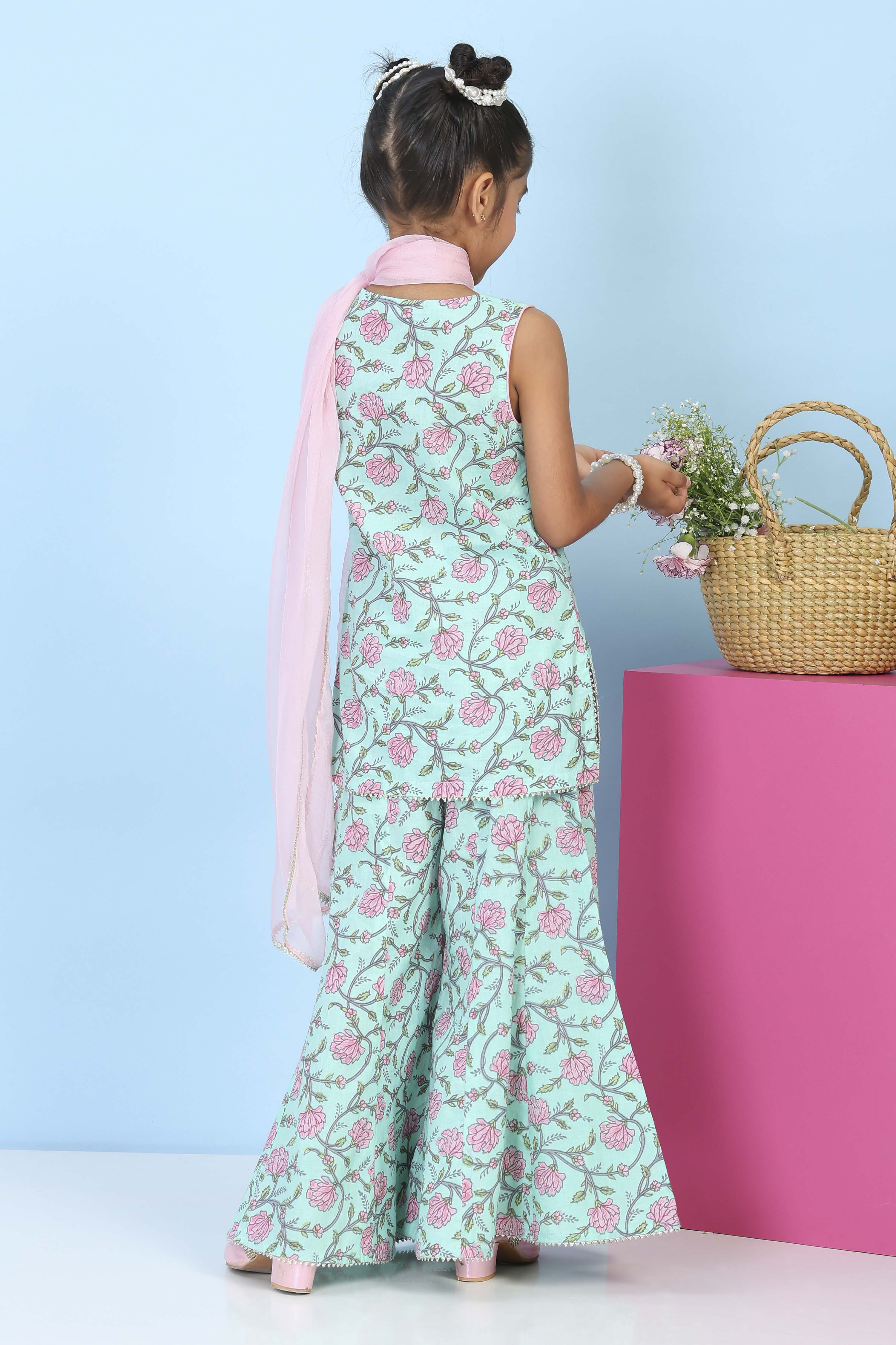 Mint Green Cotton Printed Straight Suit Set image number 5