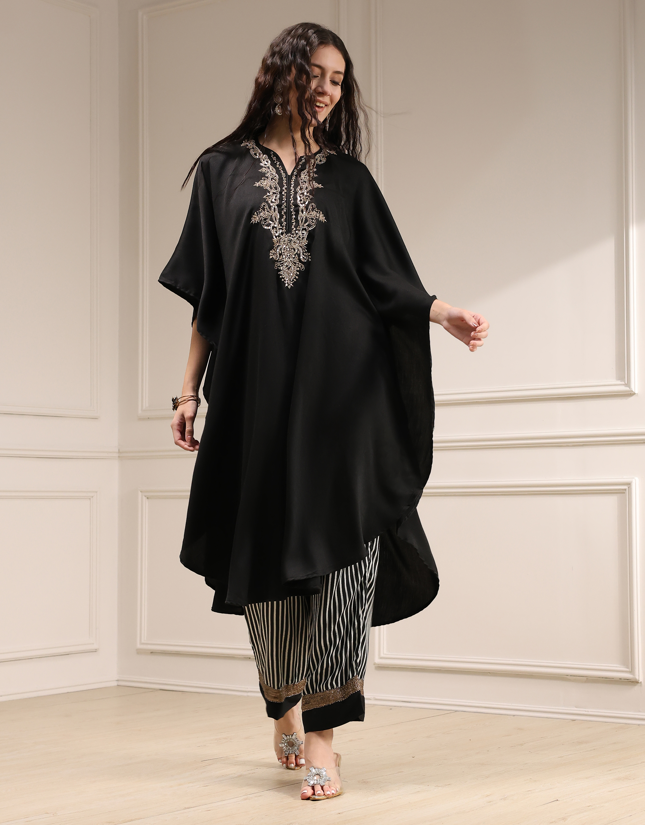 Black Modal Solid Kaftan Fusion Kurta Set image number 4