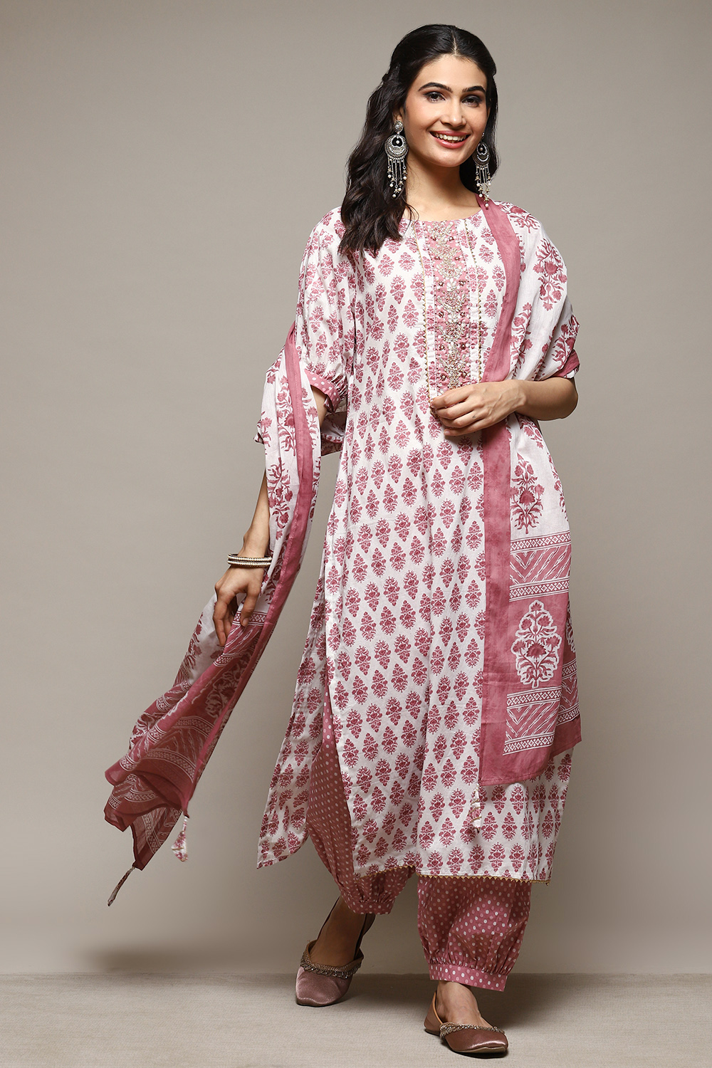 White Cotton Unstitched Suit Set image number 1