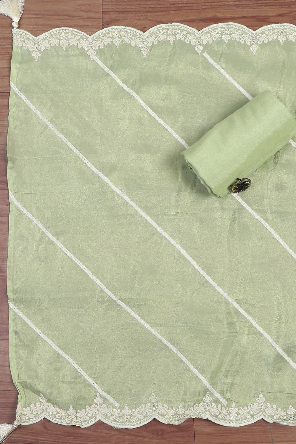 Green Tissue Machine Embroidered Unstitched Suit Set image number 3