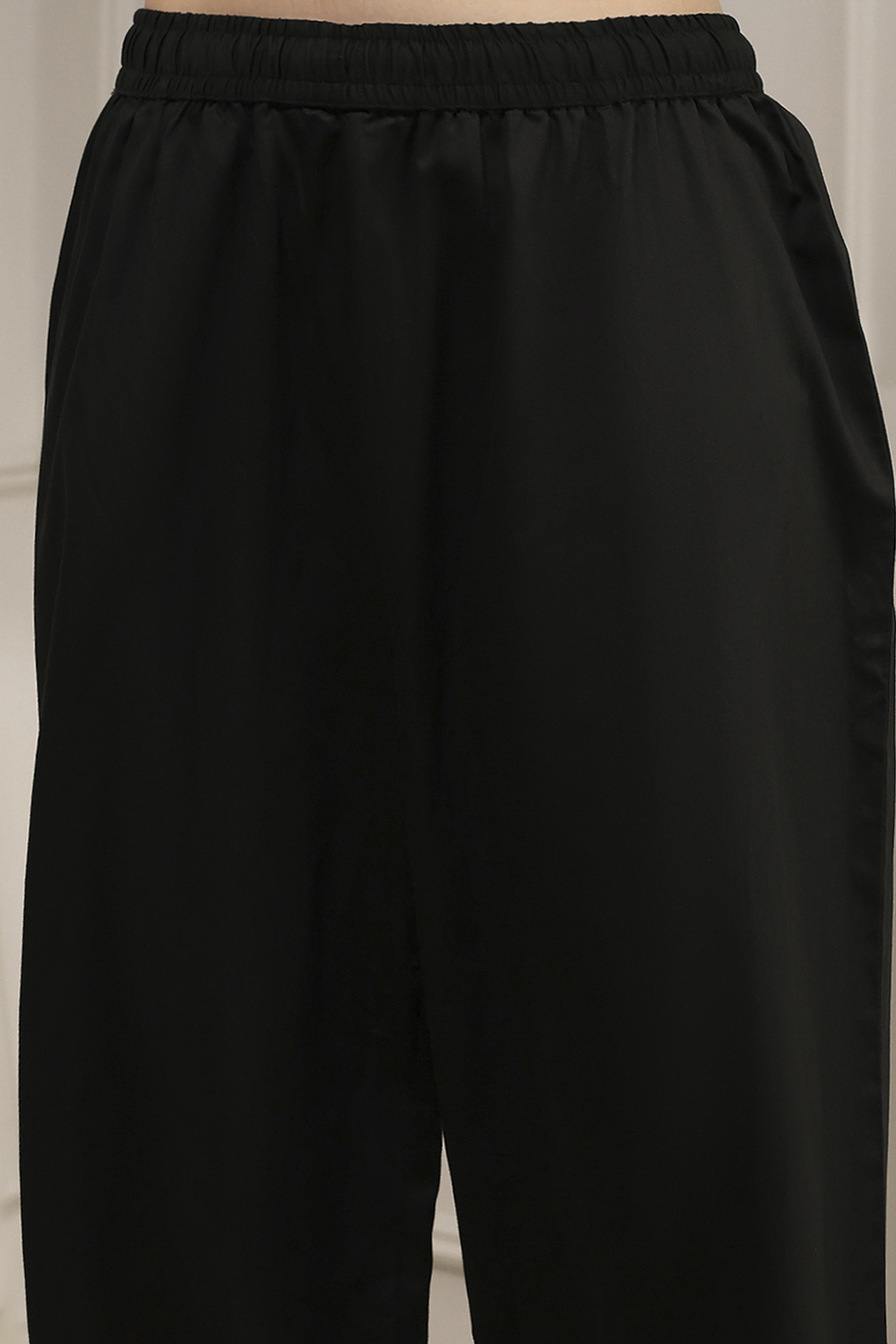 Black Chanderi Embroidered Straight Suit Set image number 2