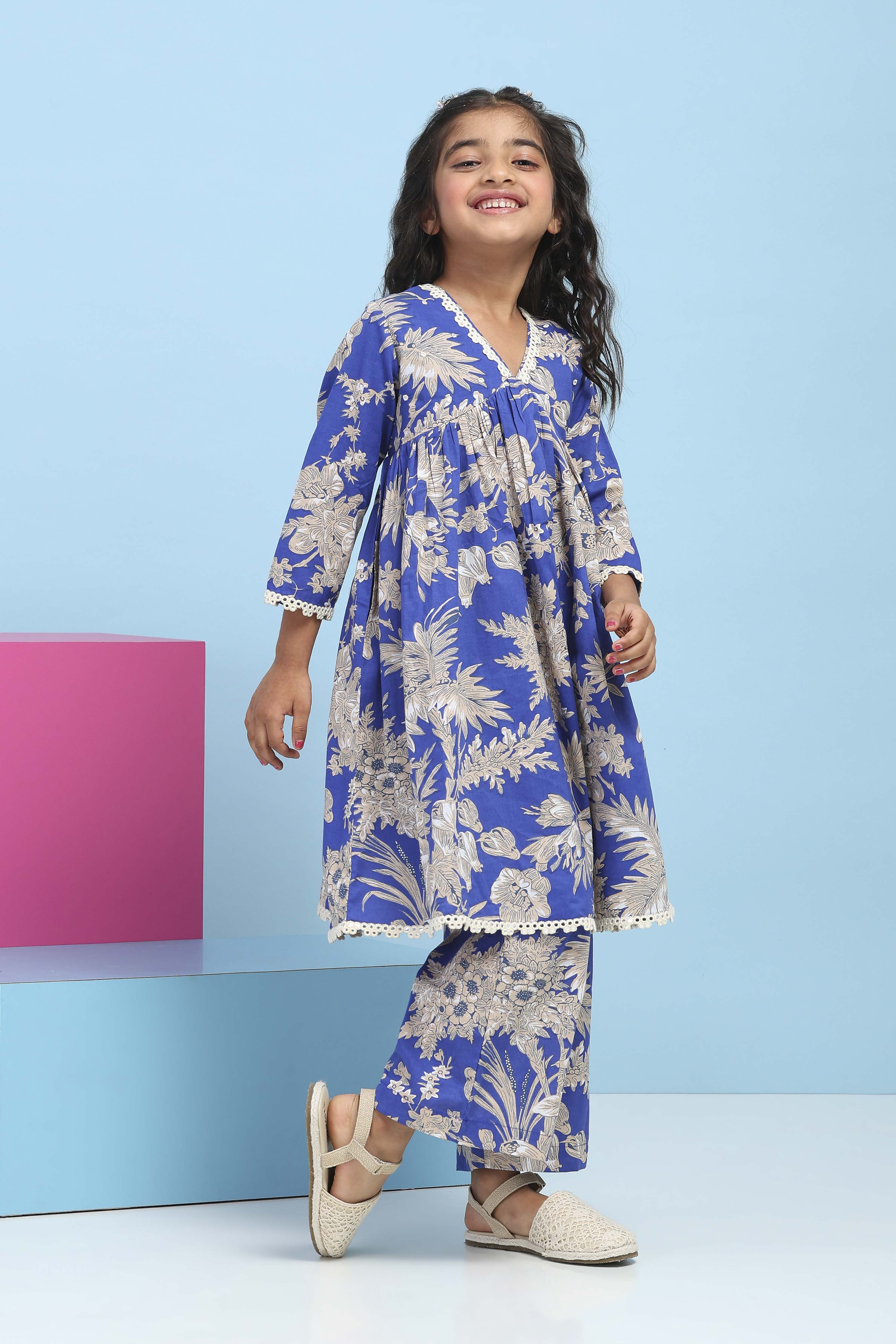 Blue Cotton Printed Gathered Suit Set image number 5