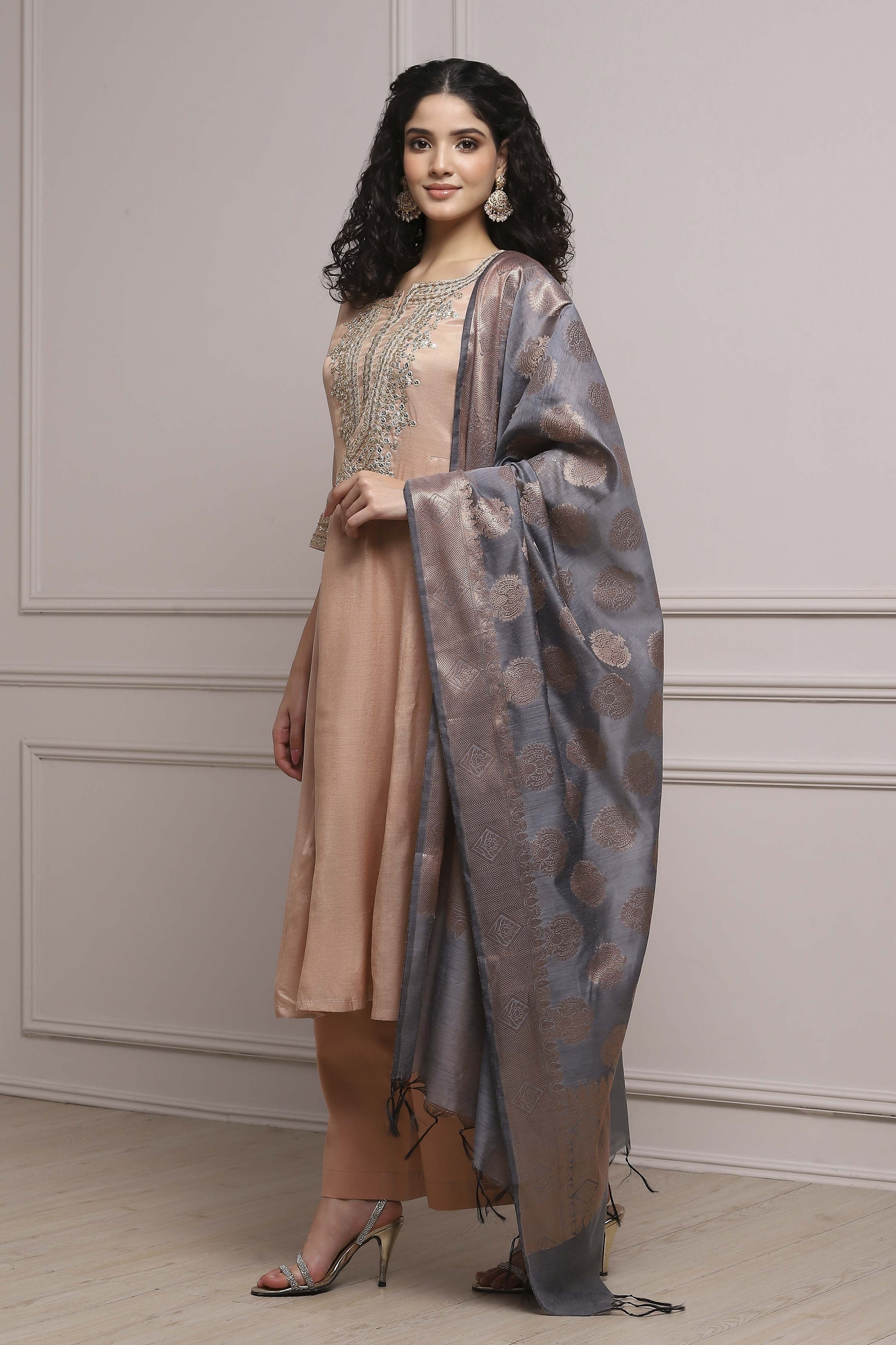 Blush Peach Cotton Kalidar Dyed Suit Set image number 3