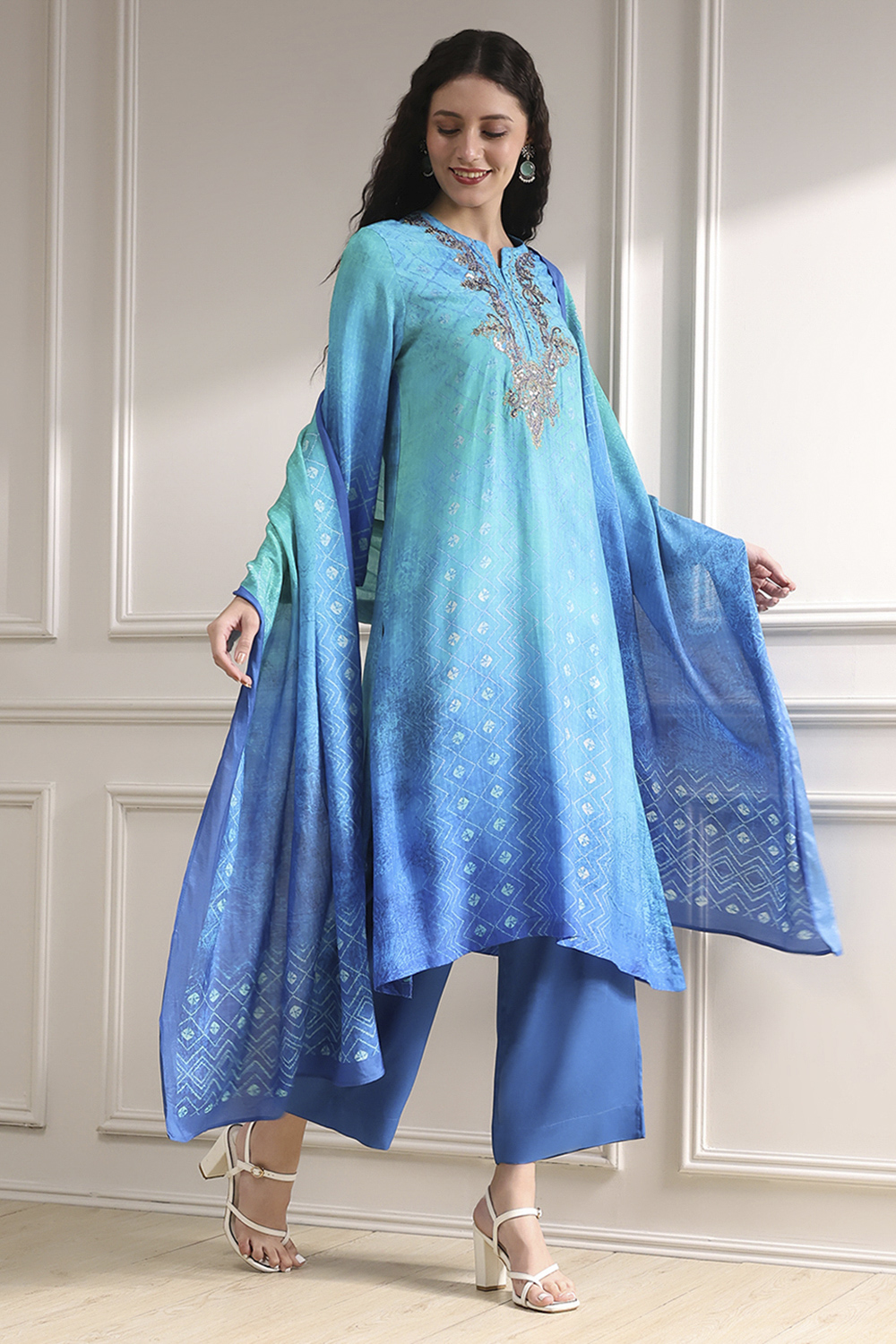 Turquoise Printed Straight Suit Set image number 0