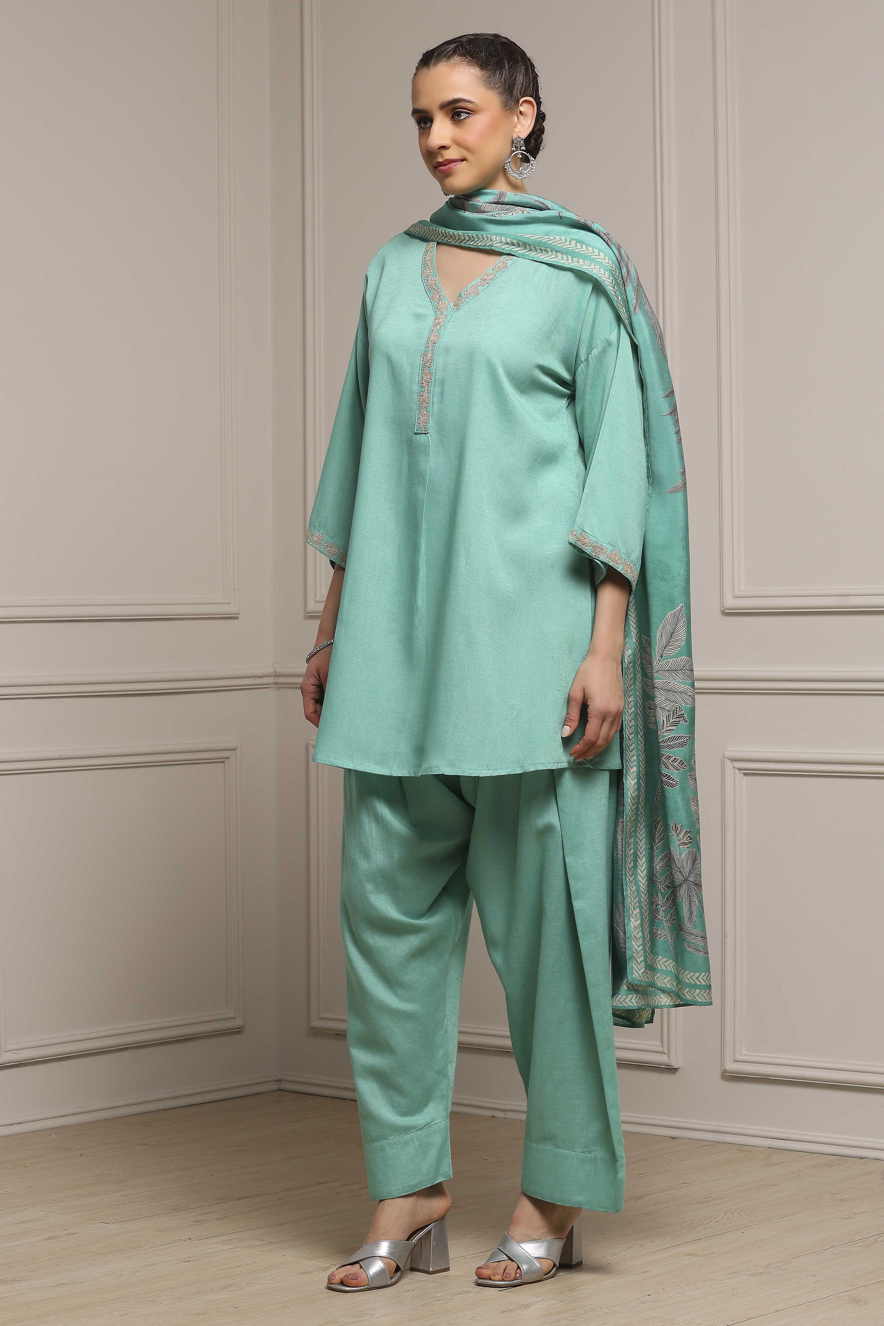 Green Viscose Rayon Straight Dyed Suit Set image number 3