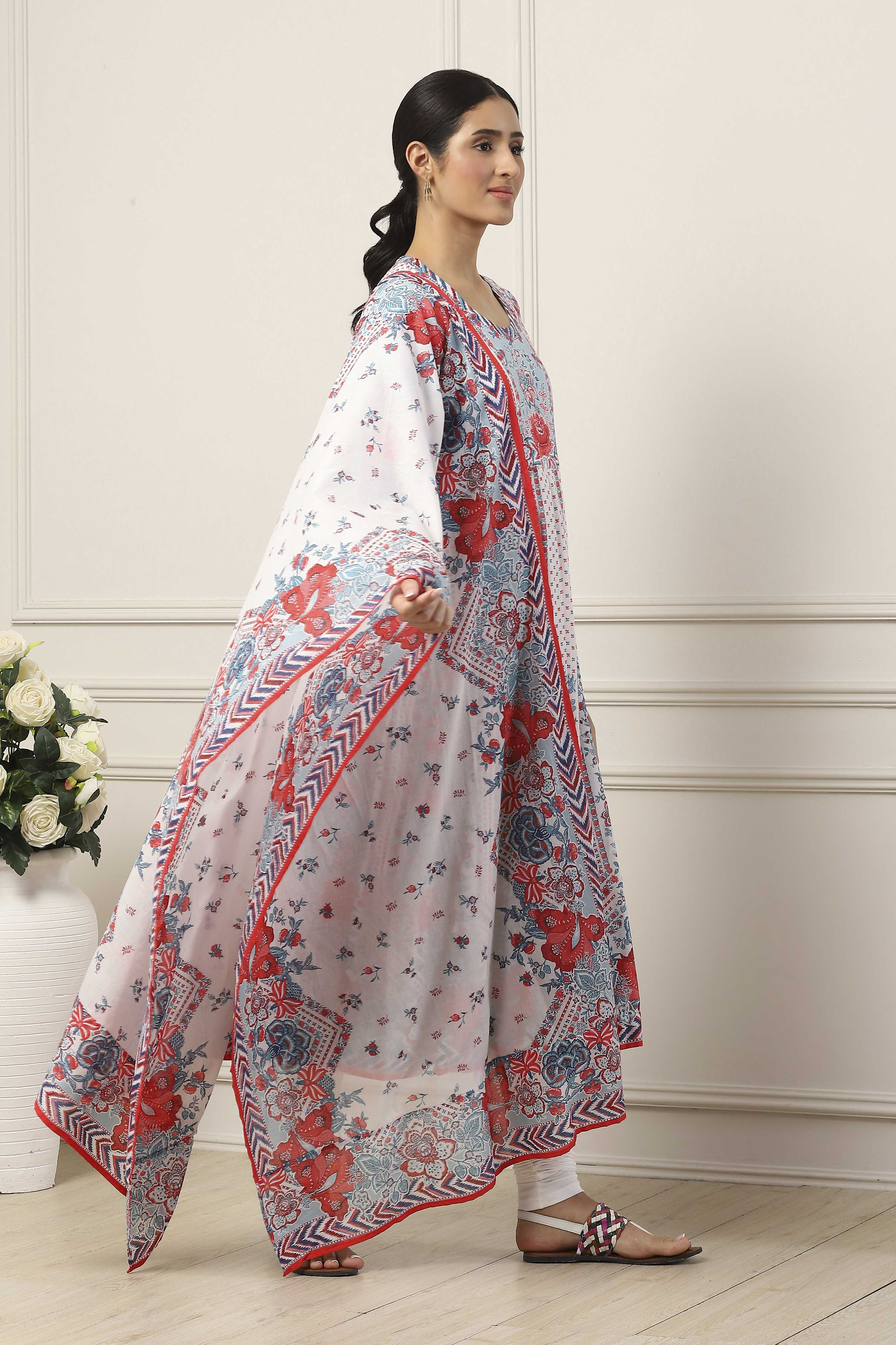 White Cotton Floral Printed Kalidar Suit Set image number 5