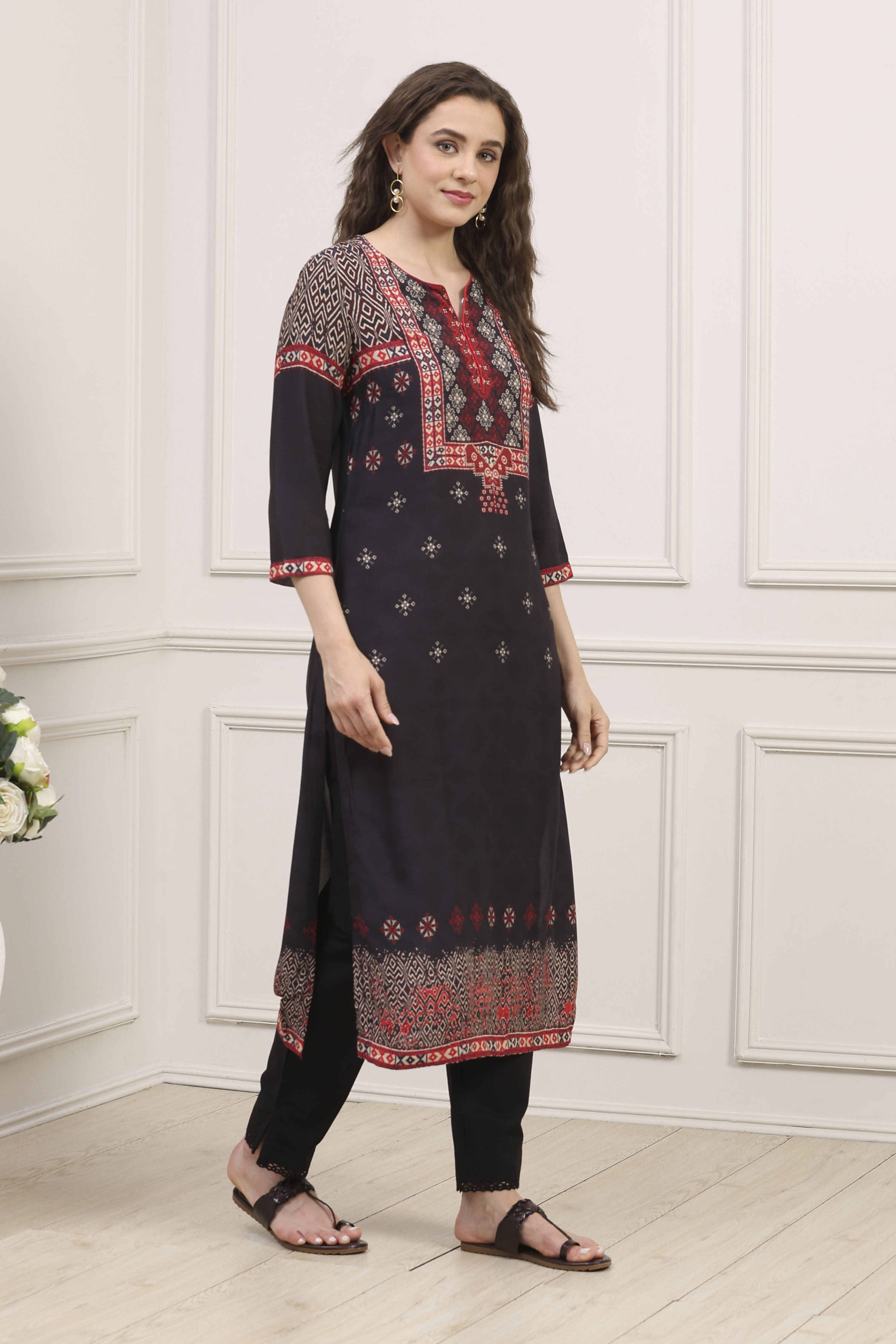 Teal Rayon Straight Printed Kurta image number 4