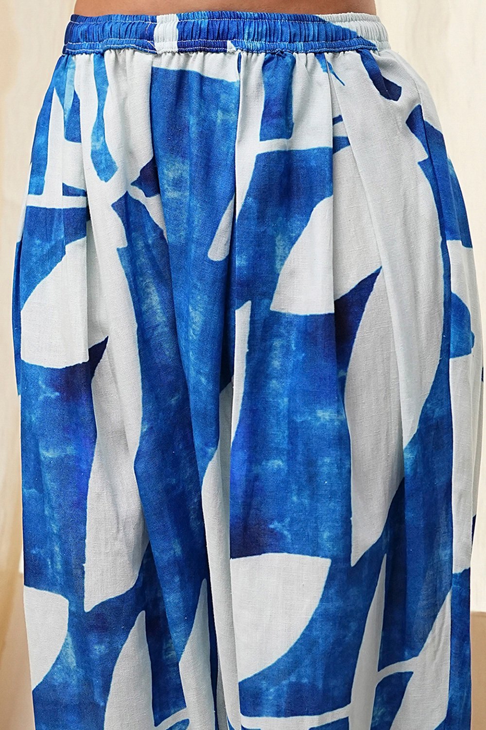 Indigo Blue and White Straight Co-ord Set image number 3